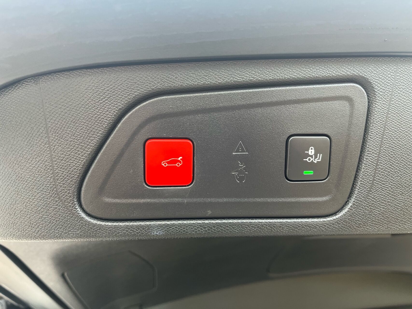 Billede af Citroën C5 Aircross 1,6 Plugin-hybrid Shine Sport EAT8 225HK 5d 8g Aut.