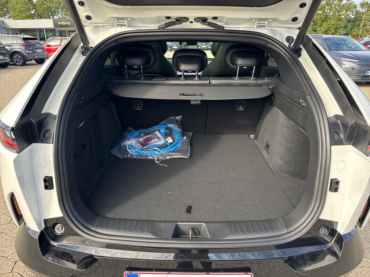 Billede af Mazda CX-6e EL Takumi 258HK 5d Aut.