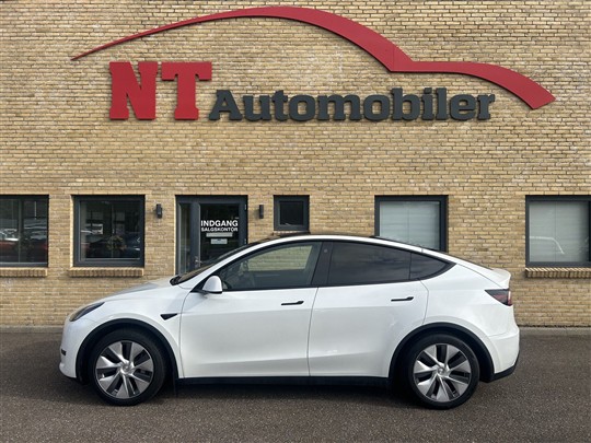 Tesla Model Y EL RWD 299HK 5d Aut.