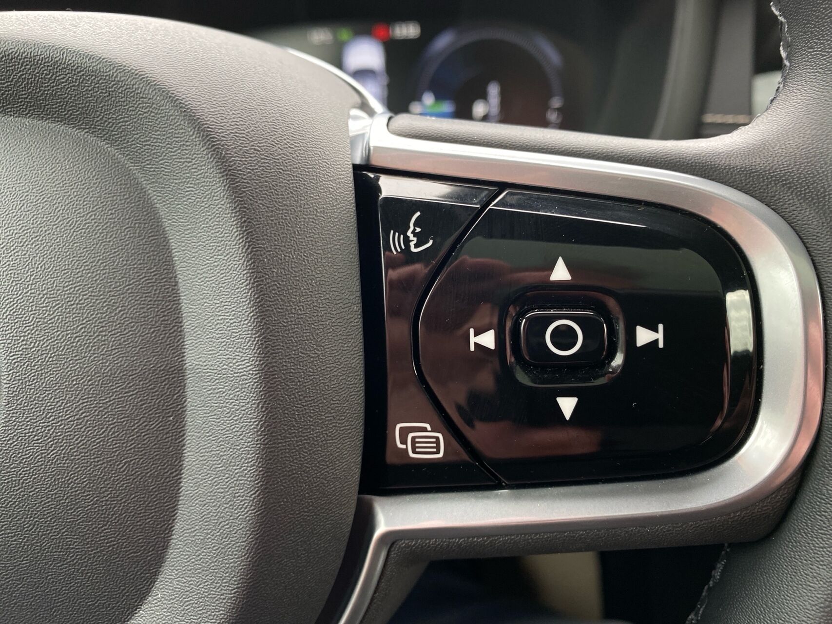 Billede af Volvo V60 2,0 T6 Recharge  Plugin-hybrid R-design 340HK Stc 8g Aut.