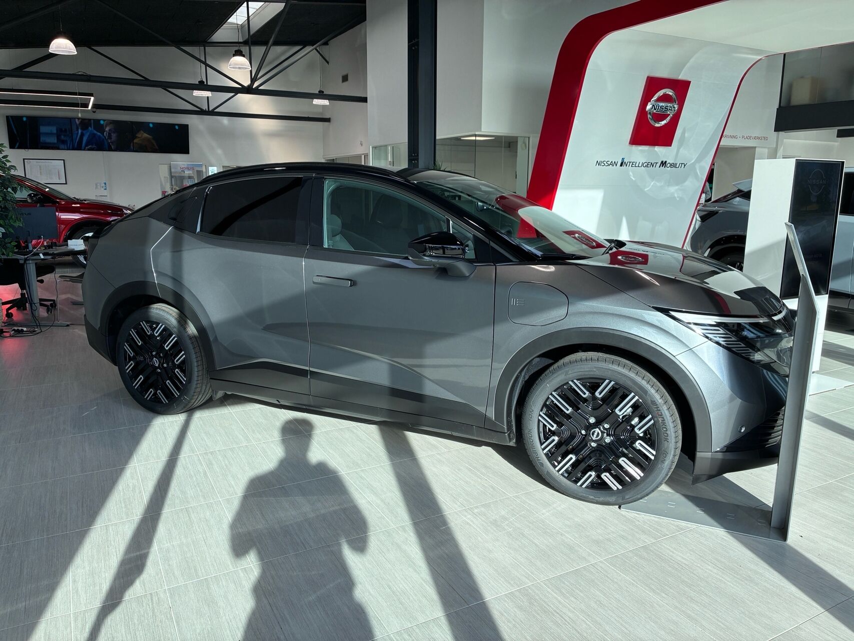 Billede af Nissan LEAF 52 kWh EVOLVE + Two-Tone MY26.2.2