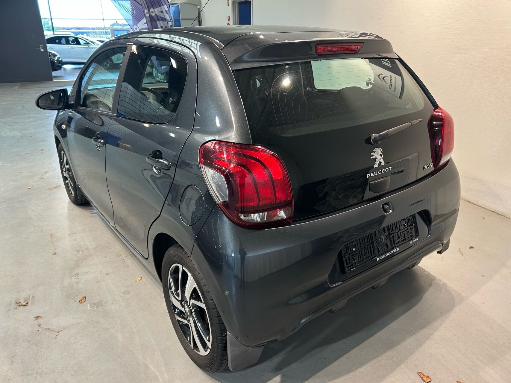 Billede af Peugeot 108 1,0 e-Vti Prestige Pack 72HK 5d