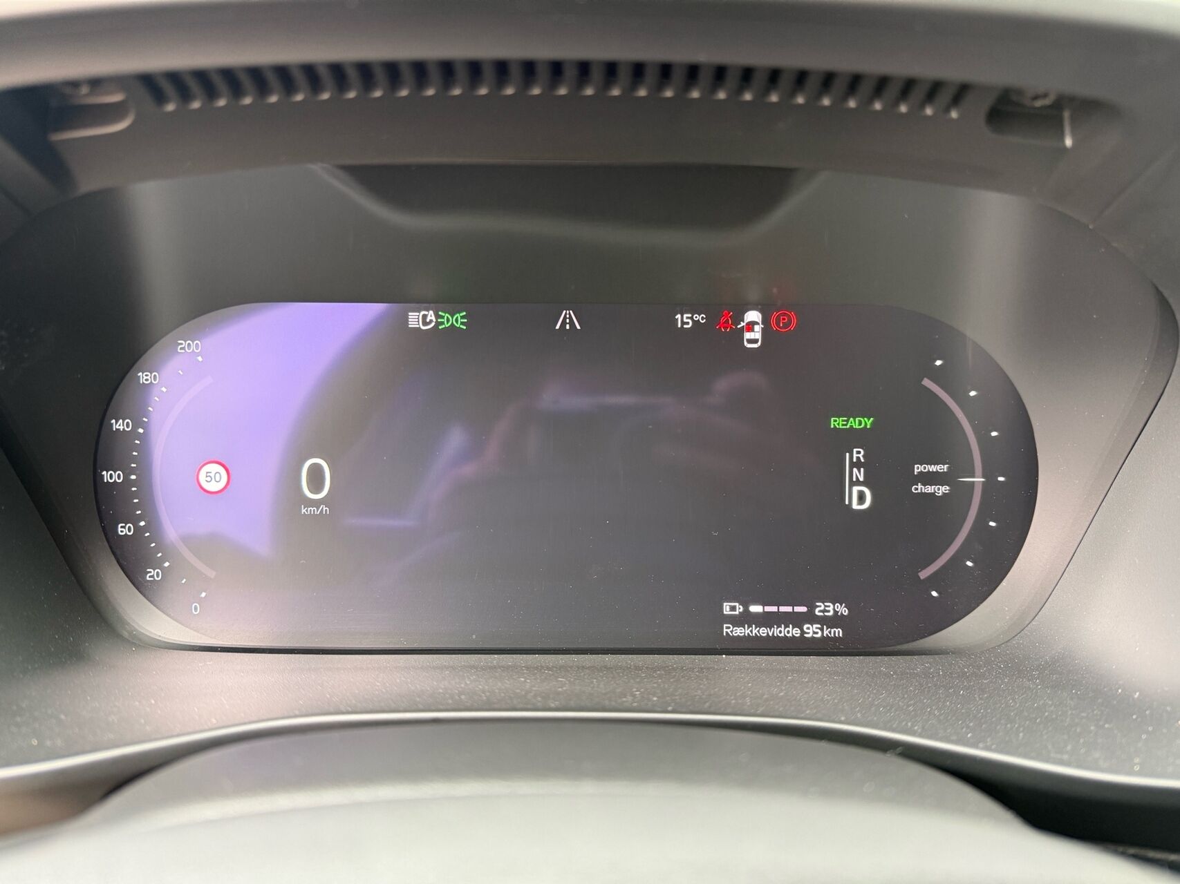Billede af Volvo XC40 P6 Recharge Core 231HK 5d Aut.