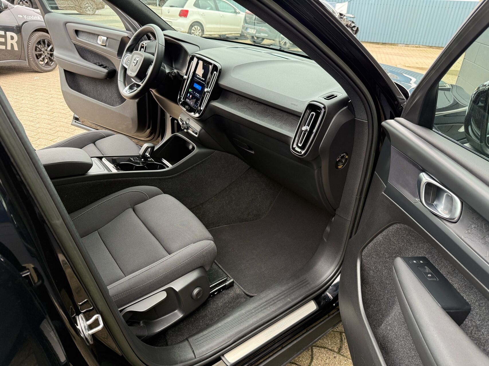Billede af Volvo XC40 P6 Recharge Core 231HK 5d Aut.