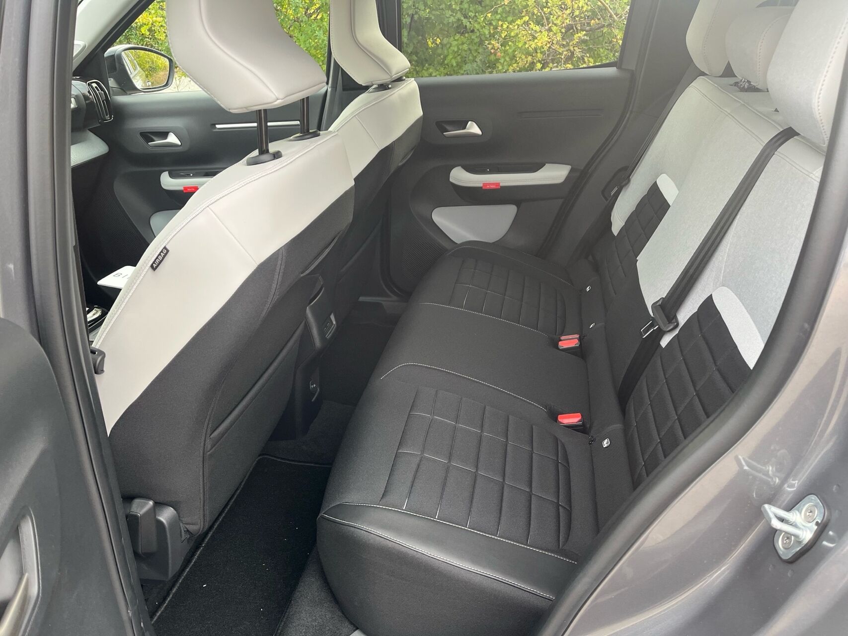 Billede af Citroën ë-C3 44 kWh 113 VTR Sport EL 113 5D Aut.