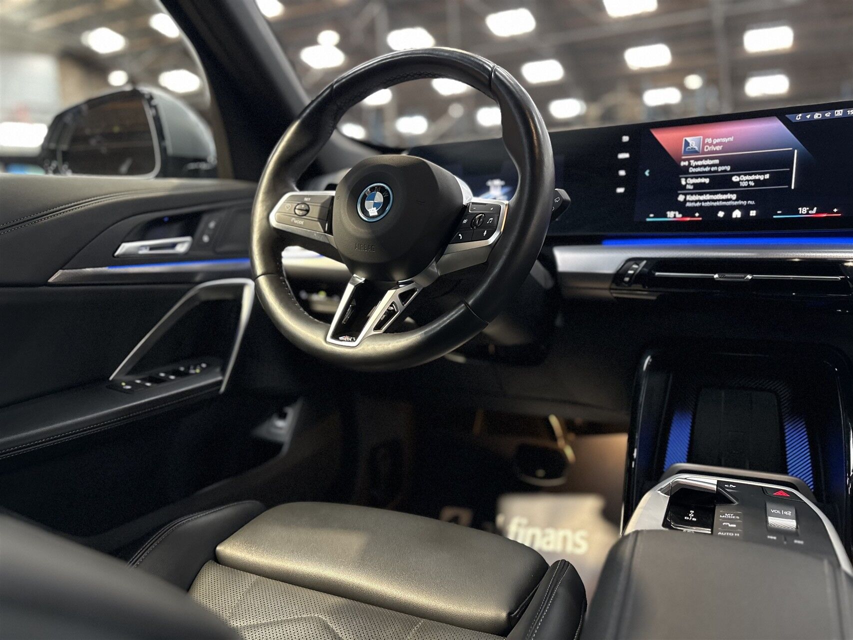 Billede af BMW iX1 xDrive30 EL M-Sport 4x4 313HK 5d Aut.