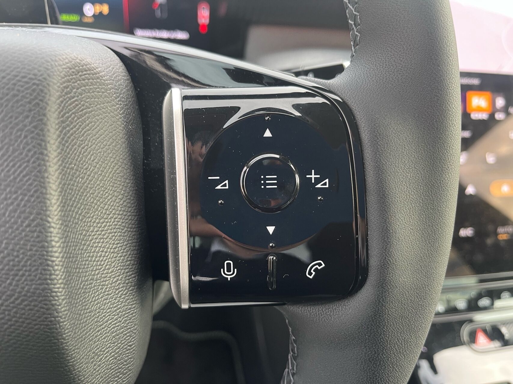 Billede af Citroën ë-C5 Aircross 73 kWh 210 VTR Sport EL 210 SUV Automatisk