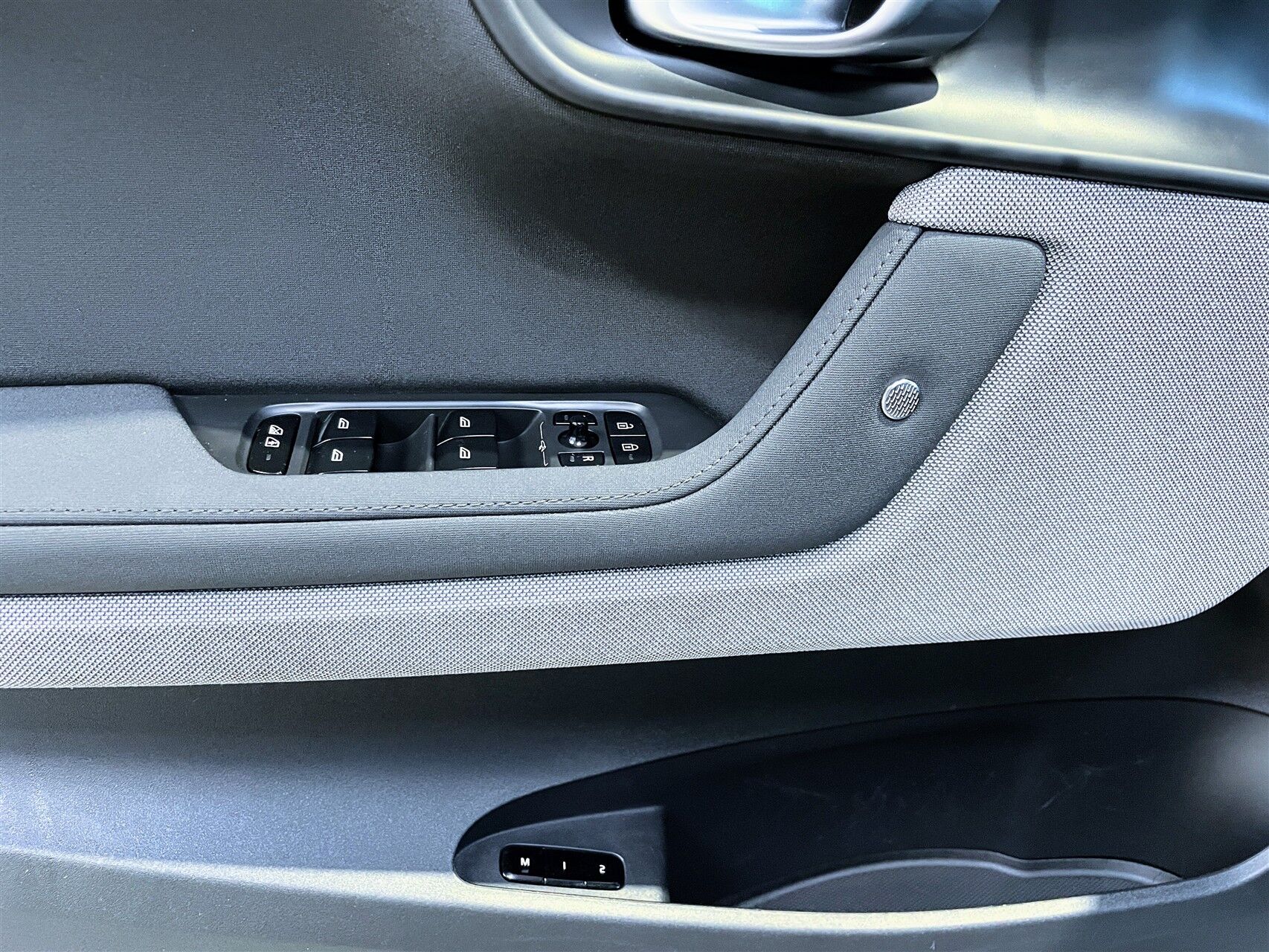 Billede af Polestar 2 EL Long range Single motor Plus 231HK 5d Aut.