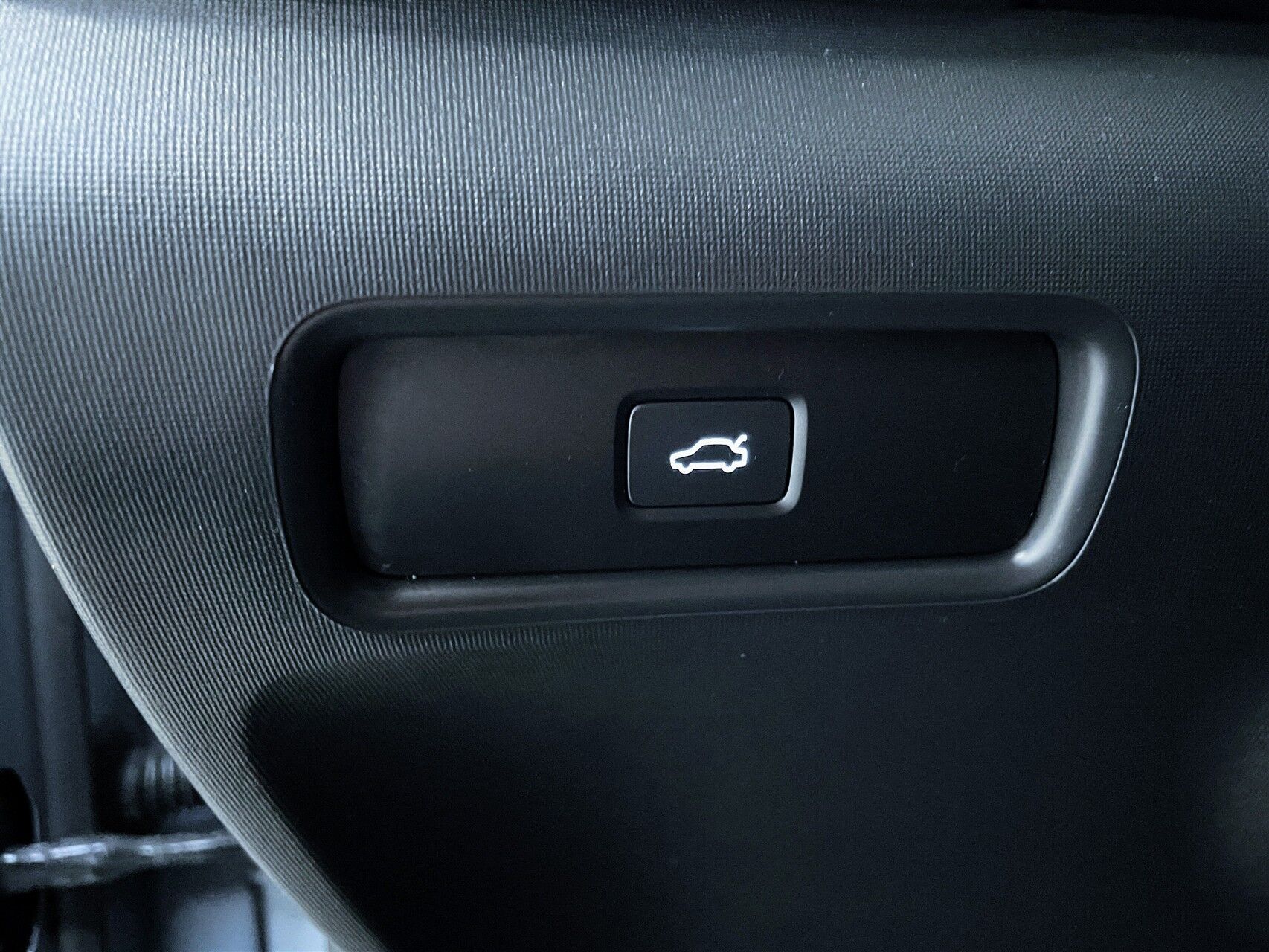 Billede af Polestar 2 EL Long range Single motor Plus 231HK 5d Aut.
