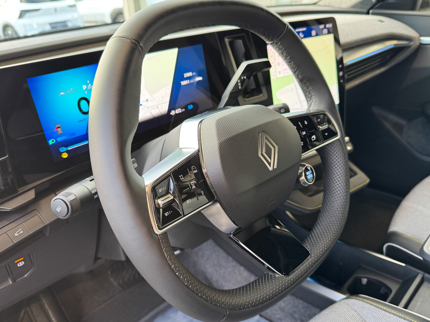 Billede af Renault Scénic E-TECH Techno 220HK Aut.
