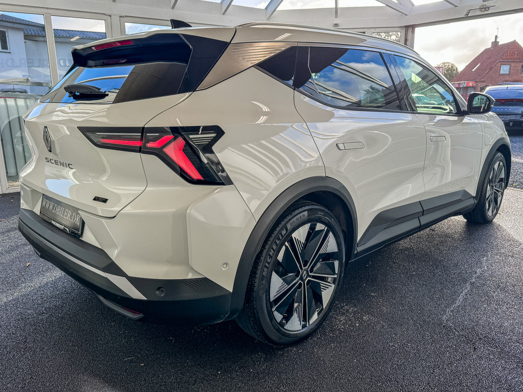Billede af Renault Scénic E-TECH Techno 220HK Aut.