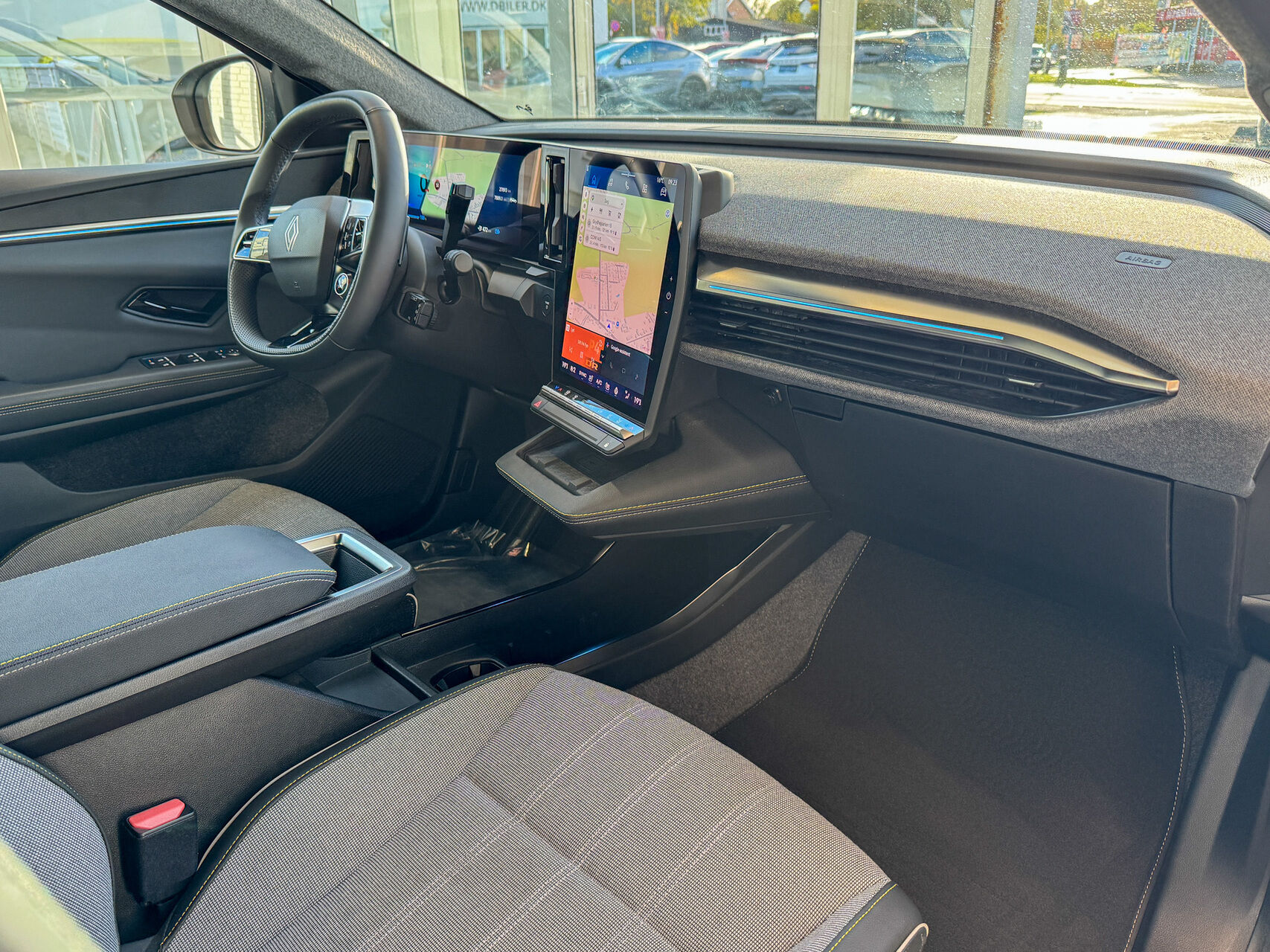 Billede af Renault Scénic E-TECH Techno 220HK Aut.