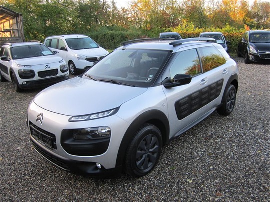 Citroën C4 Cactus 1,6 Blue HDi Funky start/stop 100HK 5d