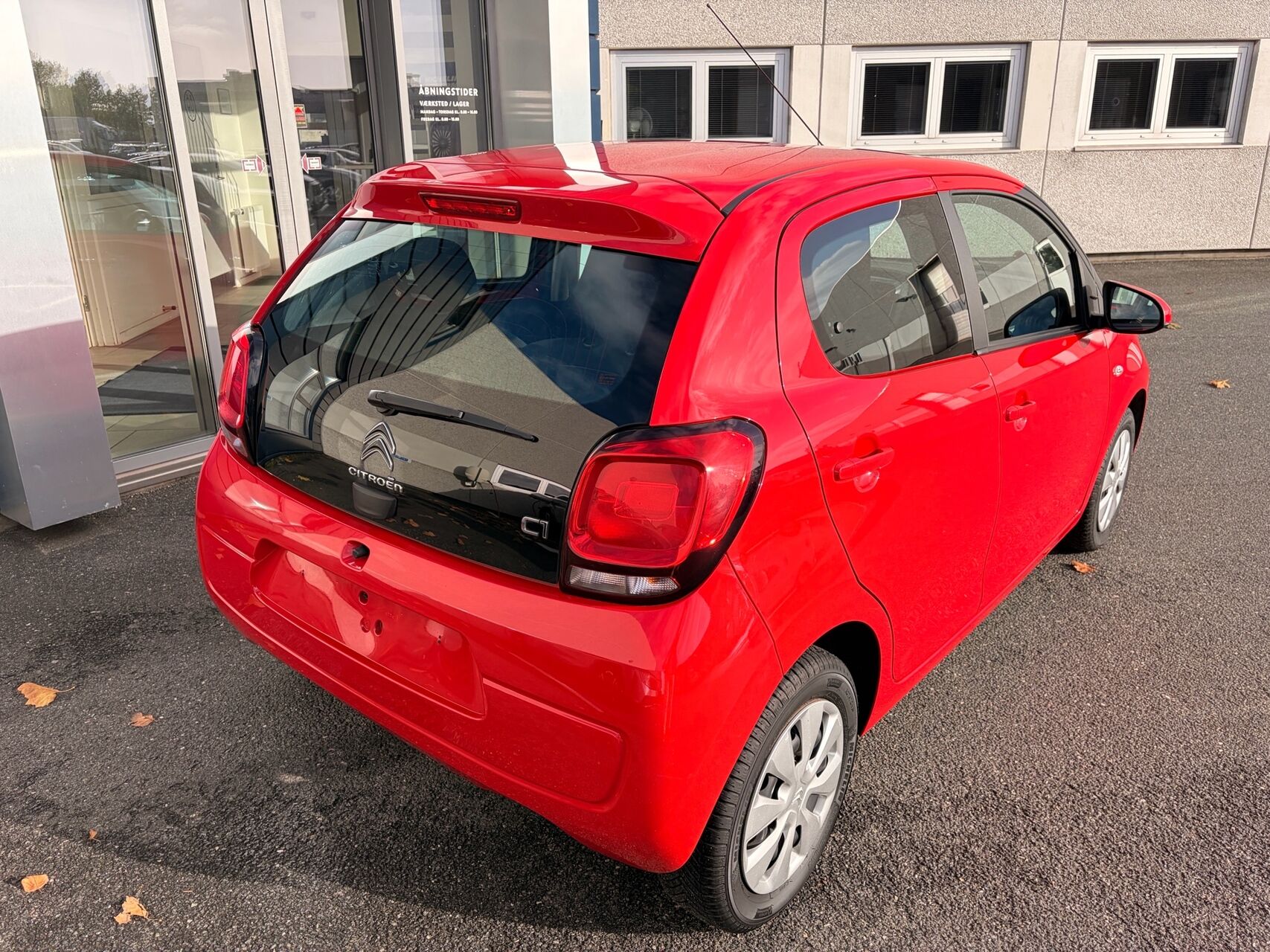 Billede af Citroën C1 1,0 VTi Street 72HK 5d