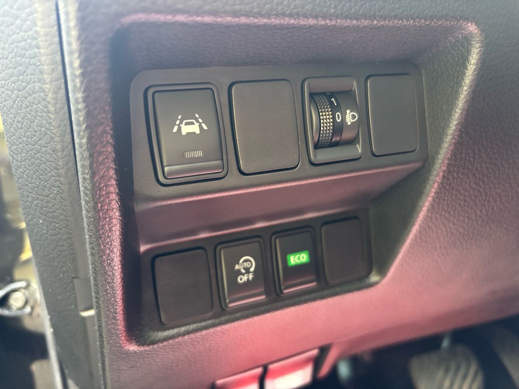 Billede af Nissan Qashqai 1,3 Dig-T N-Connecta NNC Display DCT 160HK 5d 7g Aut.