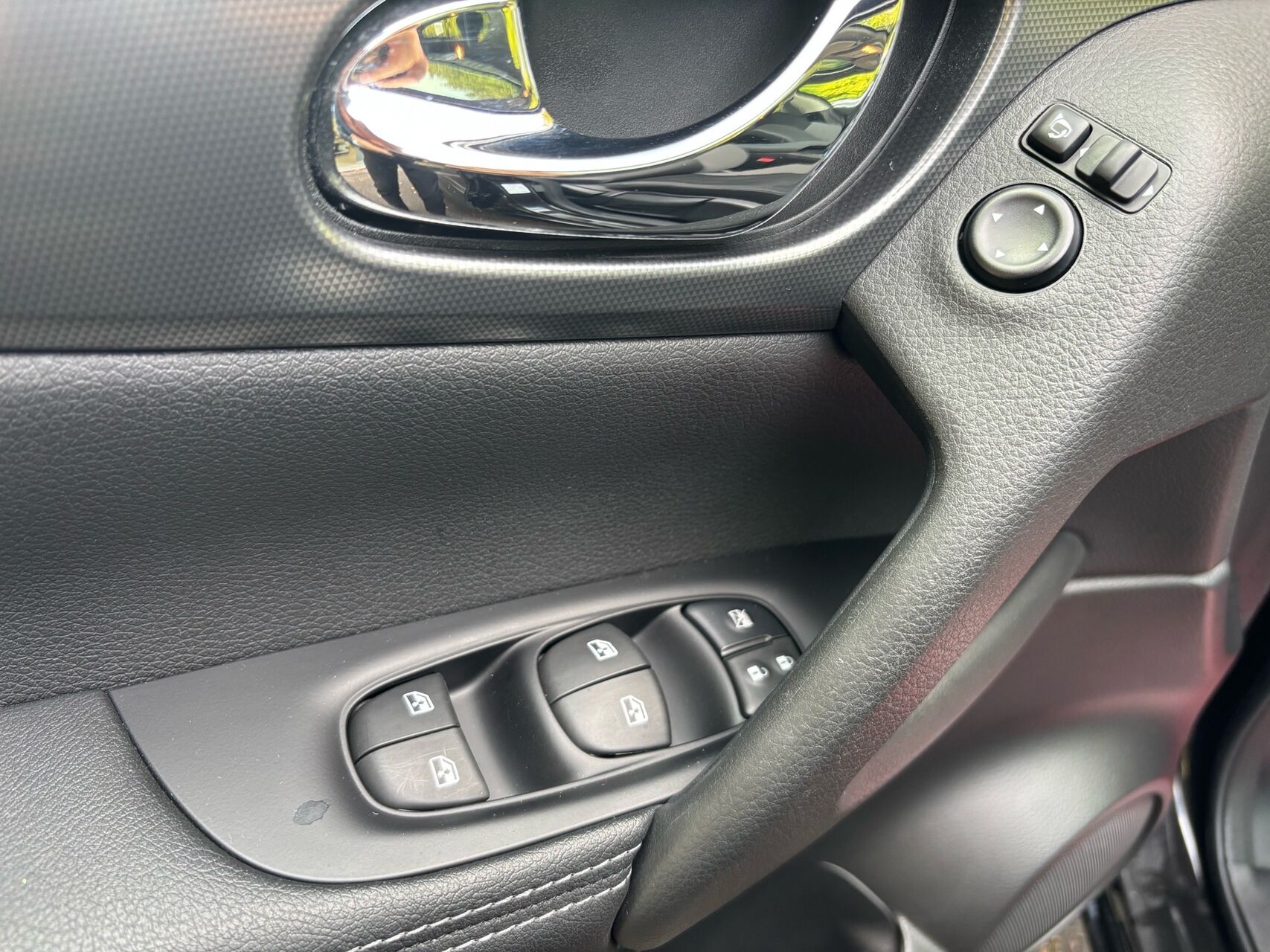 Billede af Nissan Qashqai 1,3 Dig-T N-Connecta NNC Display DCT 160HK 5d 7g Aut.