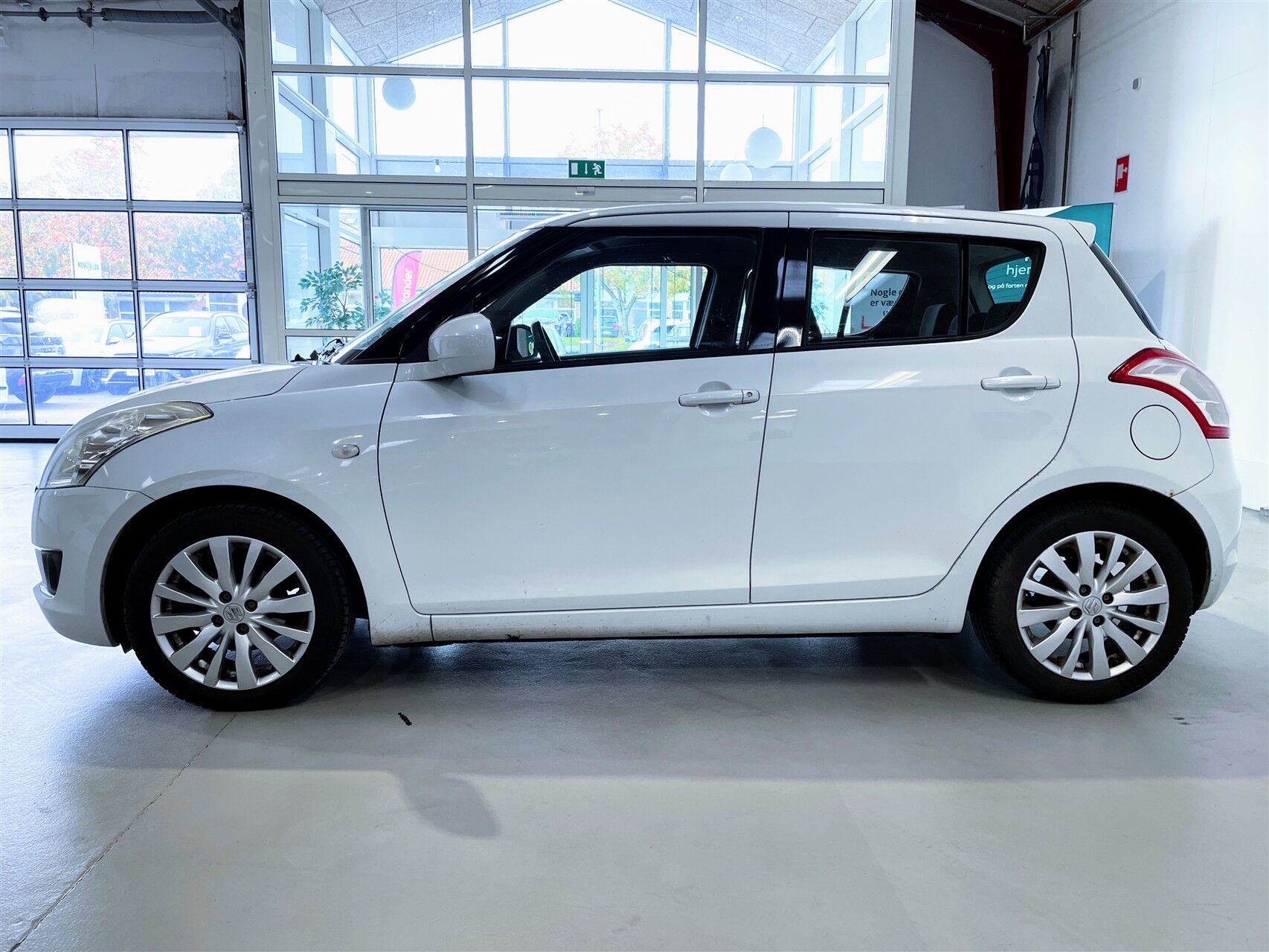 Billede af Suzuki Swift 1,2 16V GL A/C Start/Stop 94HK 3d