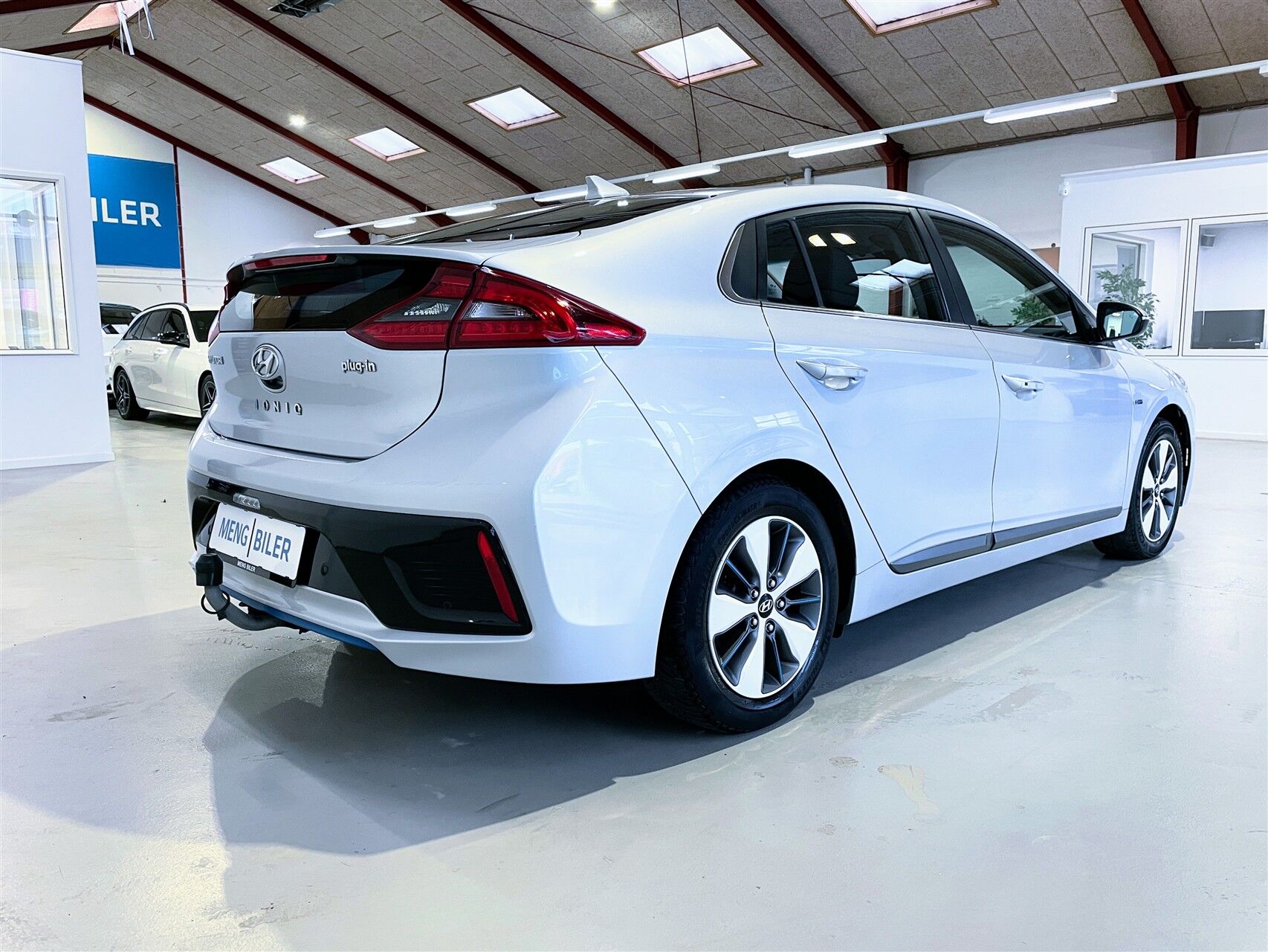 Billede af Hyundai Ioniq 1,6 GDI  Plugin-hybrid Premium plug-in 141HK 5d 6g Aut.