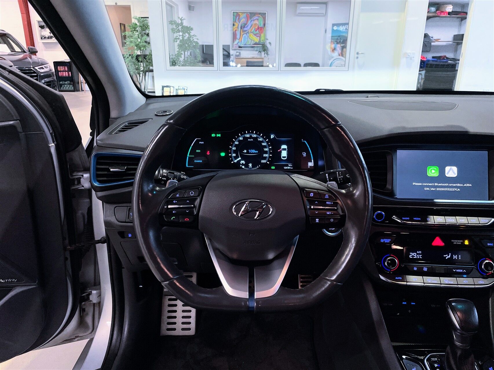 Billede af Hyundai Ioniq 1,6 GDI  Plugin-hybrid Premium plug-in 141HK 5d 6g Aut.