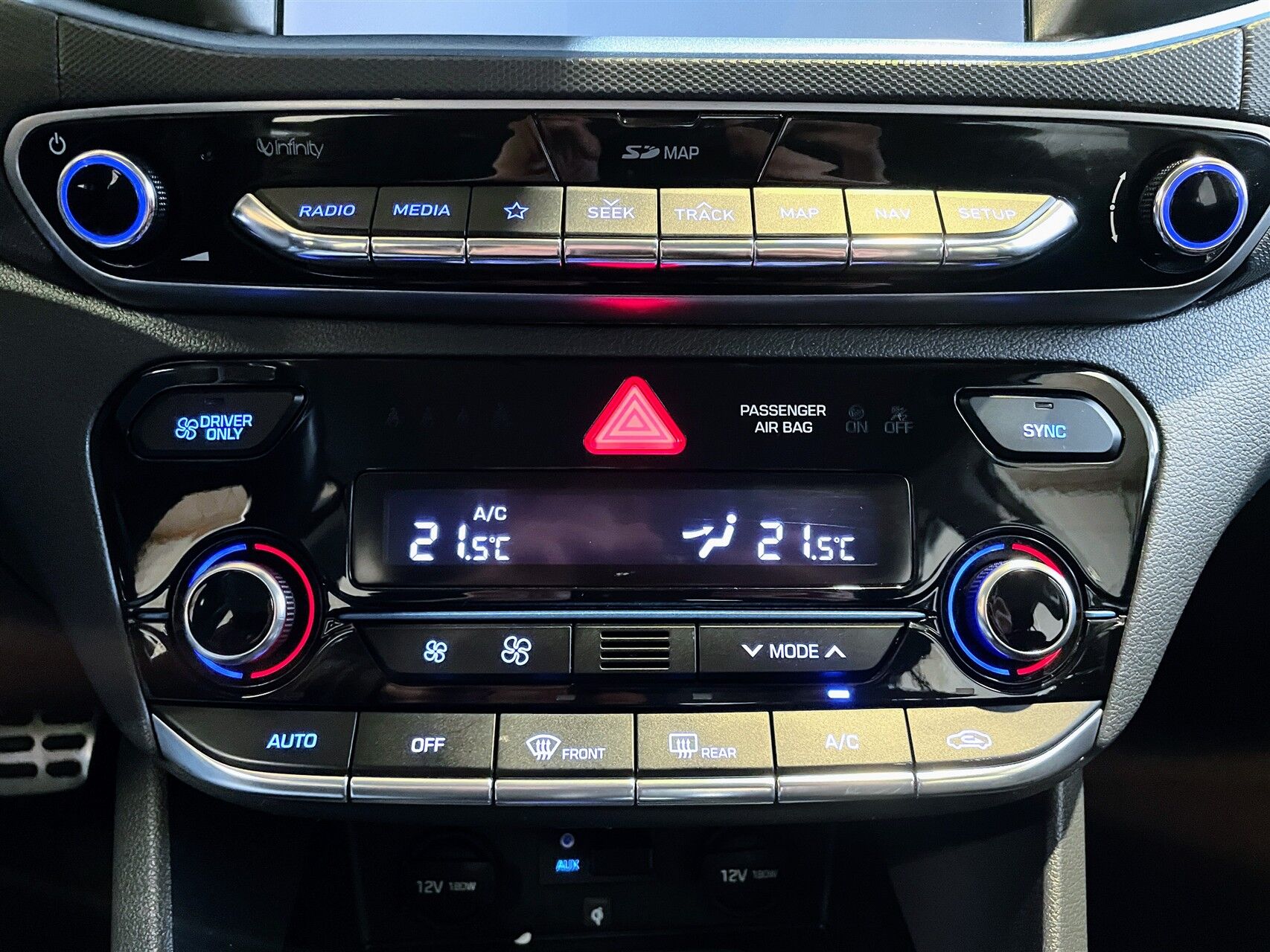 Billede af Hyundai Ioniq 1,6 GDI  Plugin-hybrid Premium plug-in 141HK 5d 6g Aut.