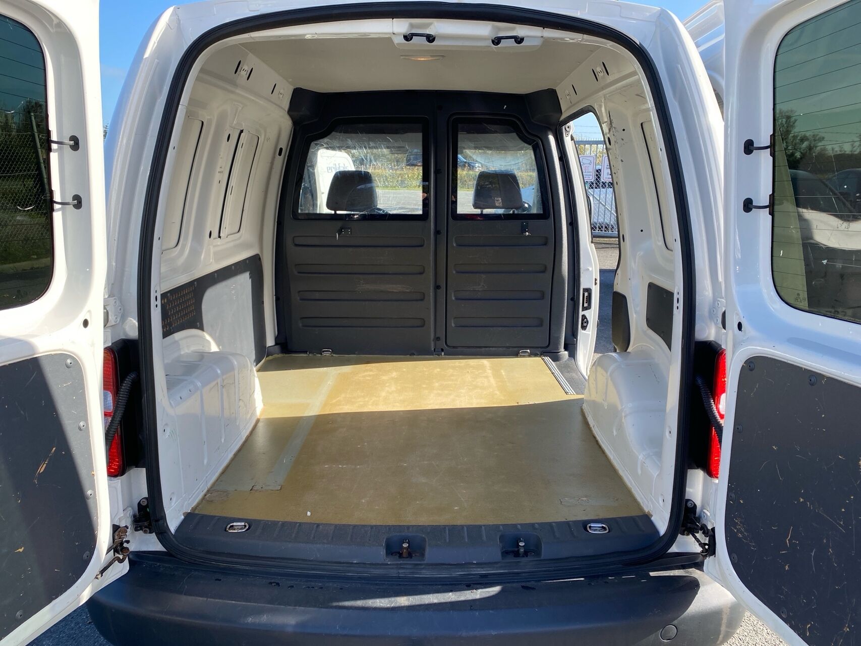 Billede af VW Caddy 1,6 TDI BMT 75HK Van