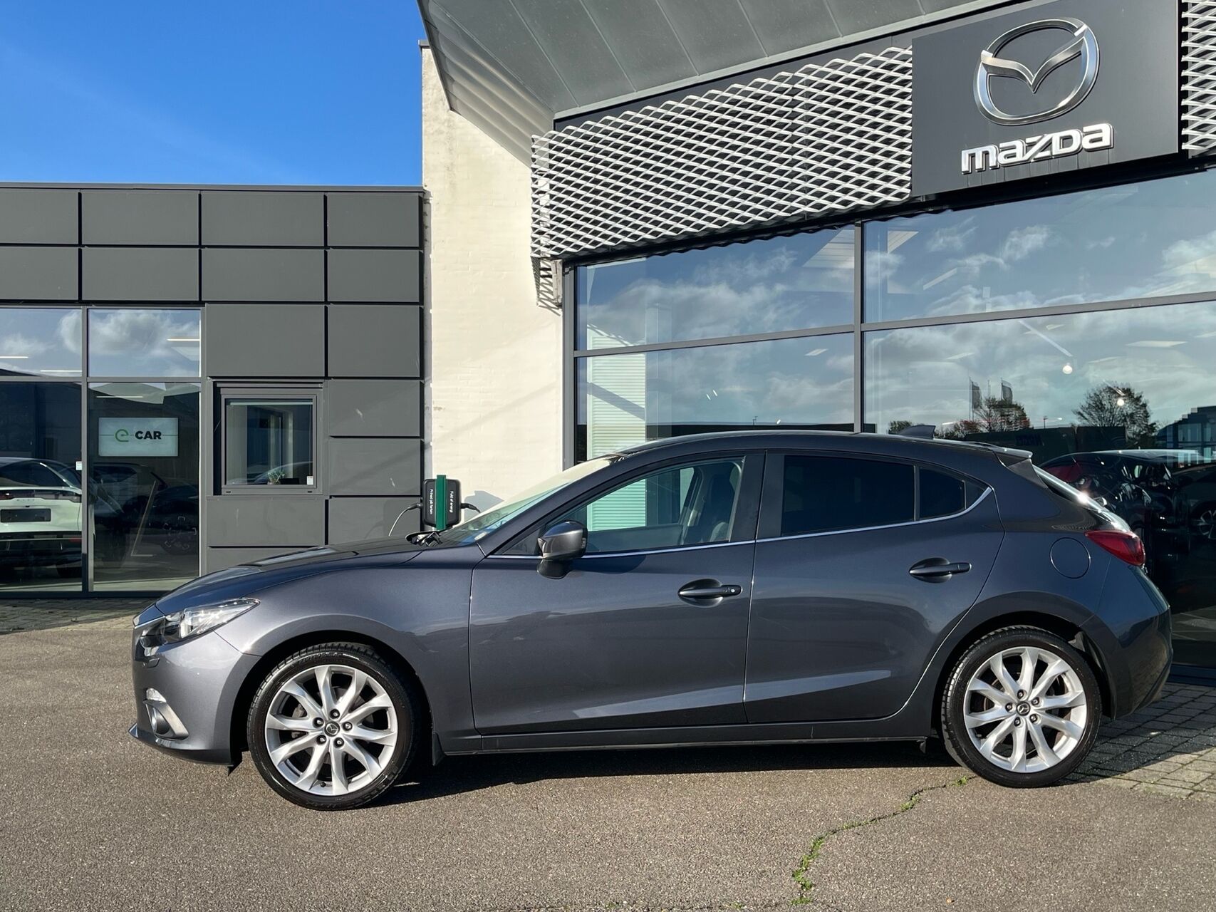 Billede af Mazda 3 2,0 Skyactiv-G Optimum 165HK 5d 6g