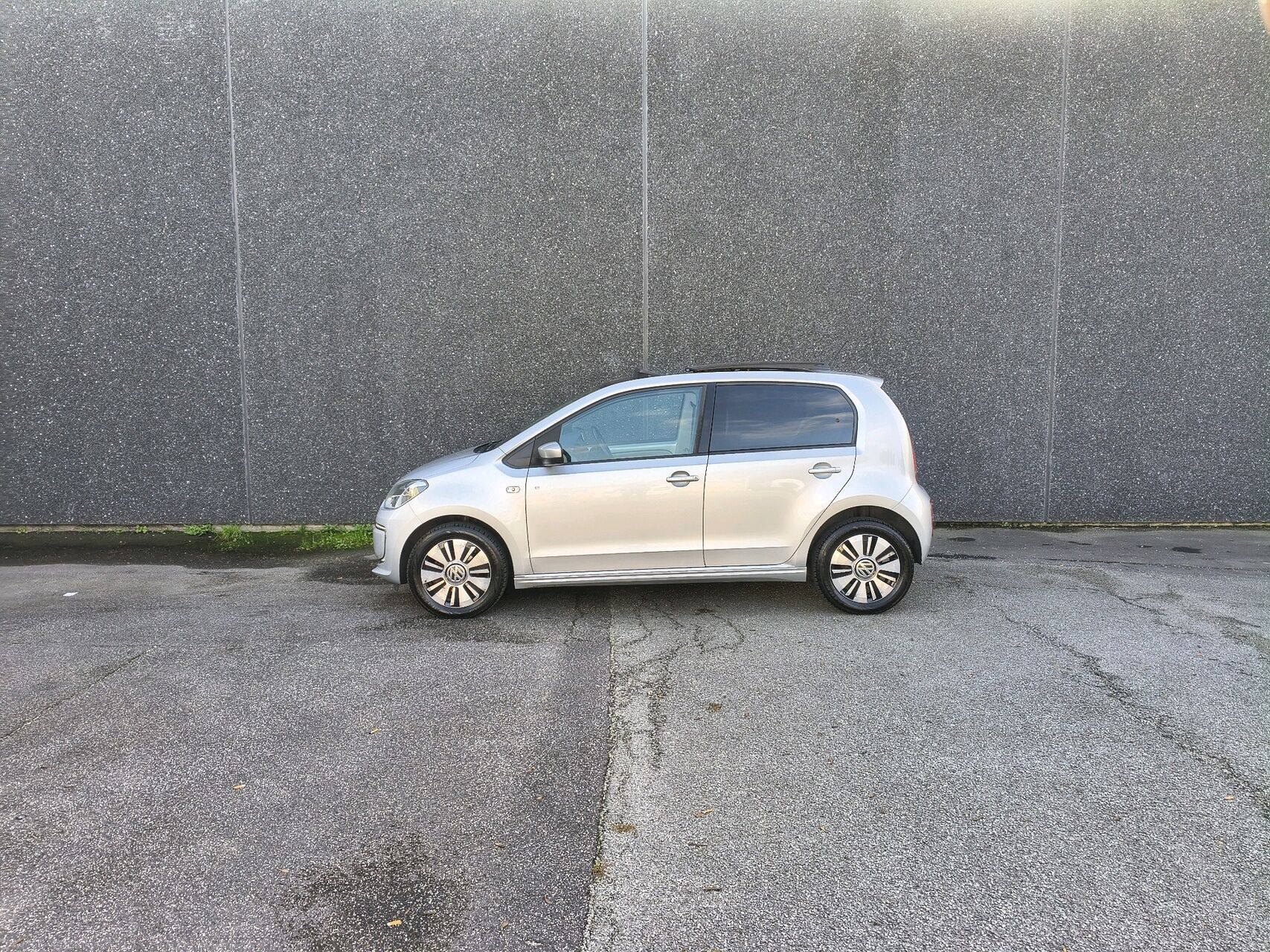Billede af VW e-up EL High 82HK 5d Aut.