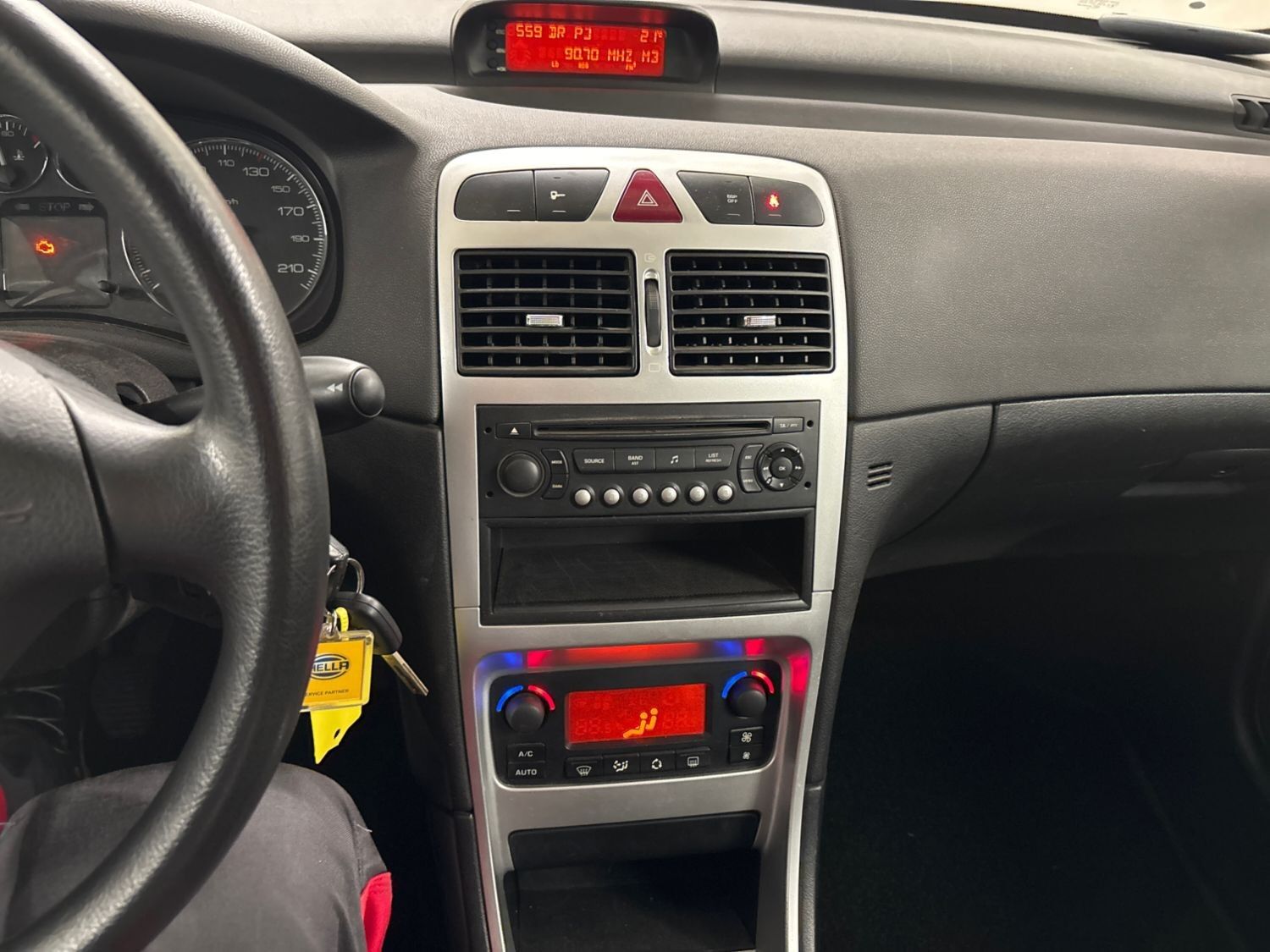 Billede af Peugeot 307 1,6 i MPV SW 110HK