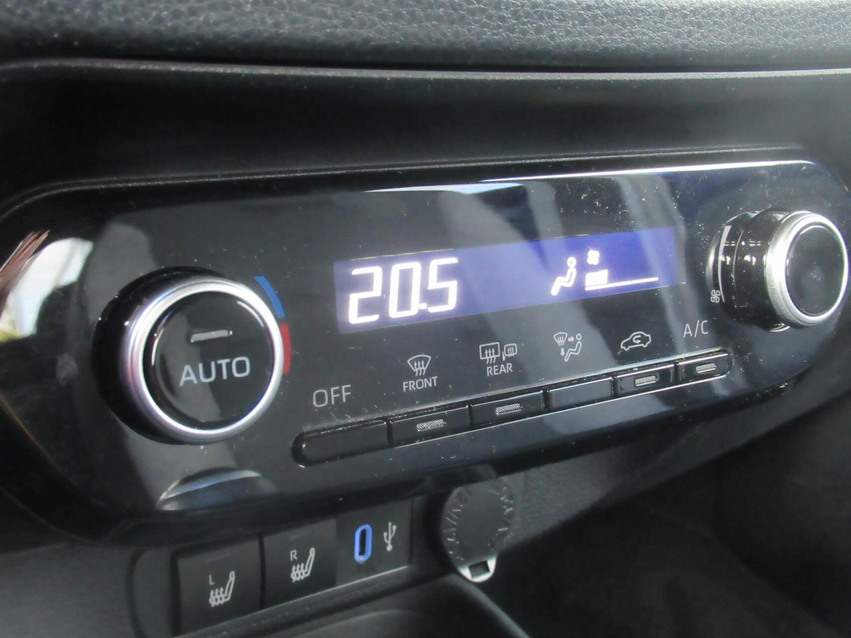 Billede af Toyota Aygo X 1,0 VVT-I Active 72HK 5d