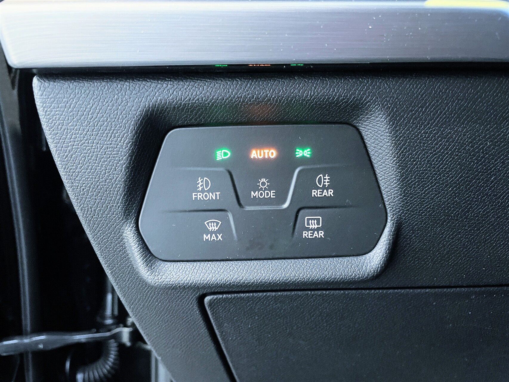 Billede af Seat Leon Sportstourer 1,4 e-Hybrid FR DSG 204HK Stc 6g Aut.