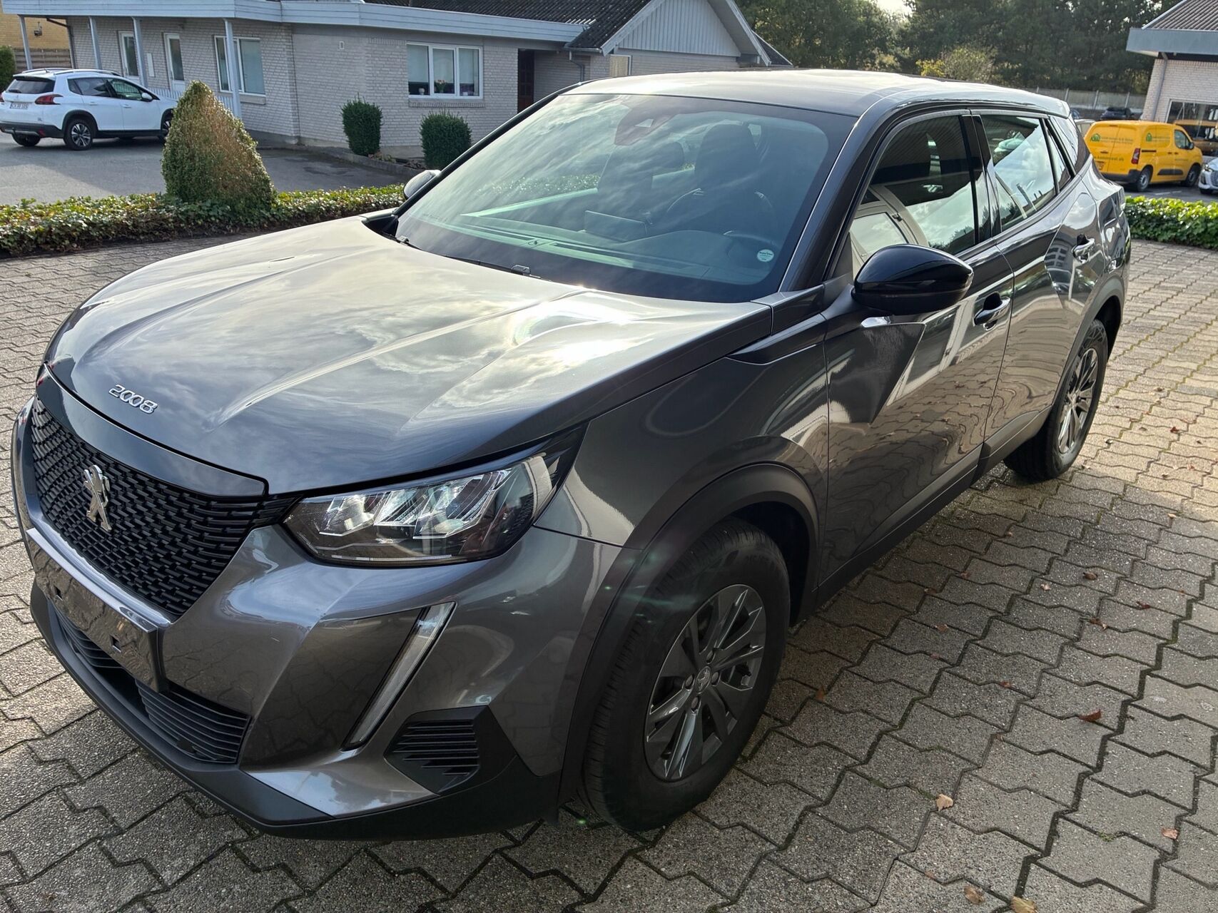 Billede af Peugeot 2008 1,2 PureTech Selection 130HK 5d