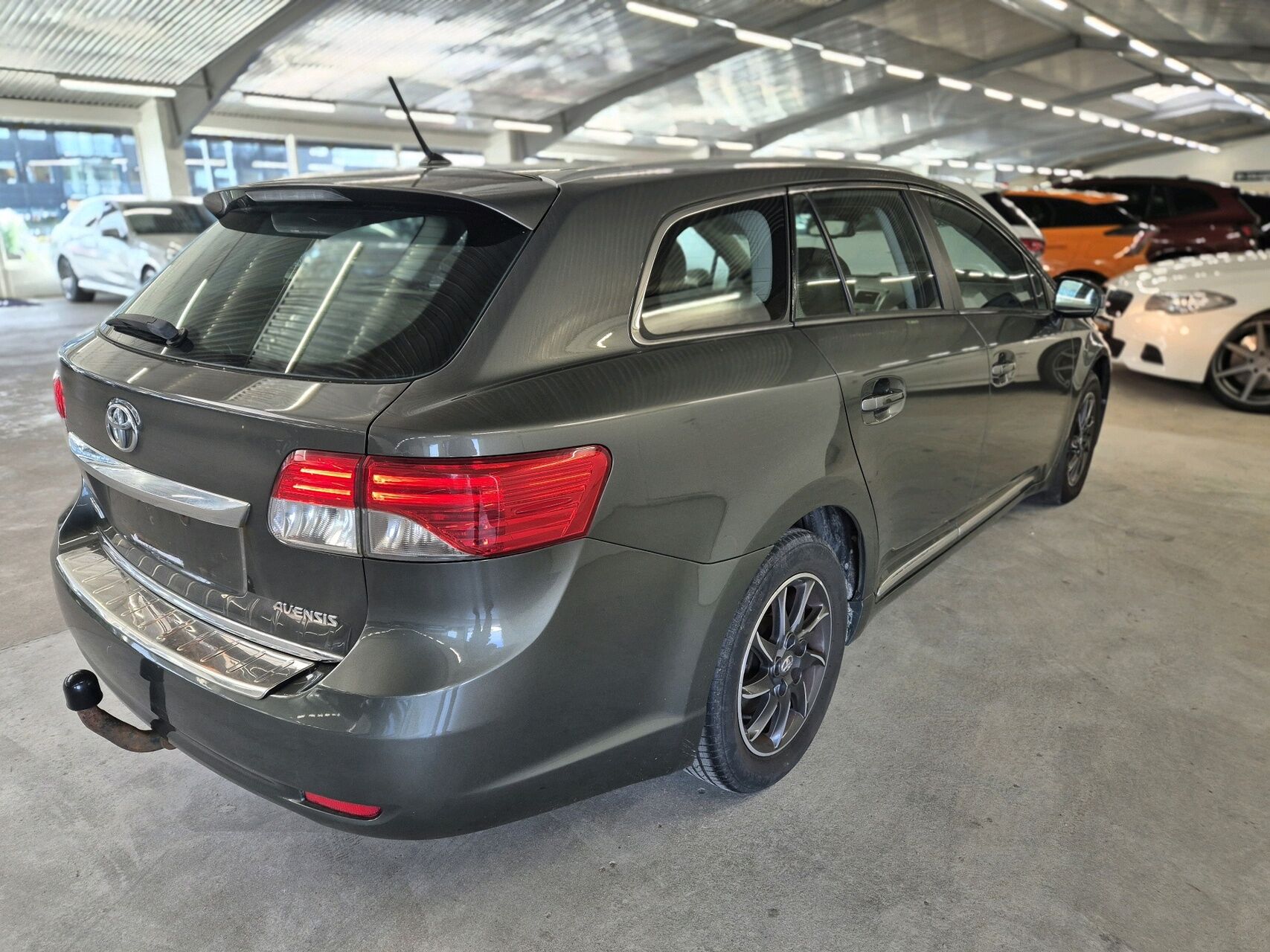 Billede af Toyota Avensis 2,0 D-4D DPF T2 Toyota Touch 124HK Stc 6g