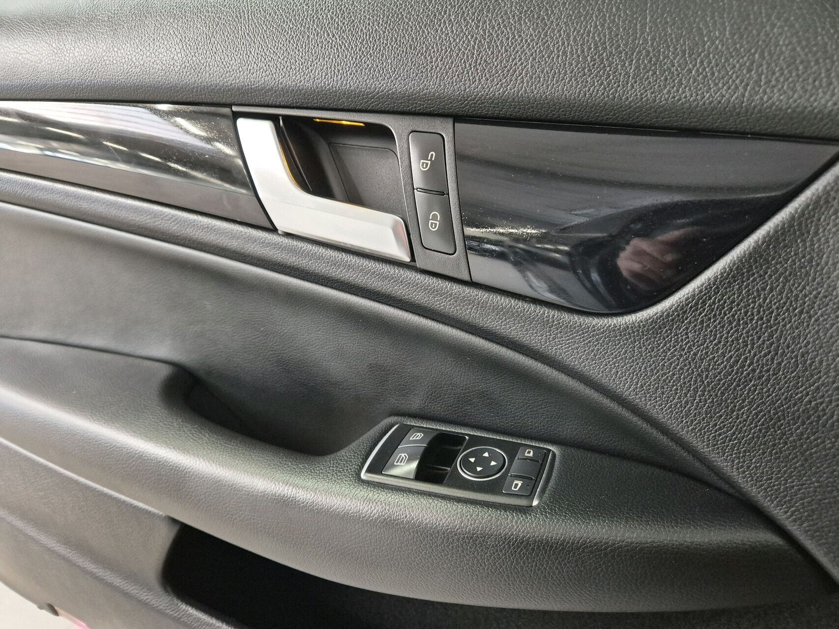 Billede af Mercedes-Benz C220 d 2,1 CDI BlueEfficiency 170HK 2d Aut.