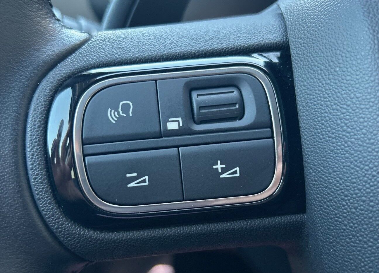 Billede af Citroën C5 Aircross 1,6 PureTech Sportline EAT8 start/stop 180HK 5d 8g Aut.