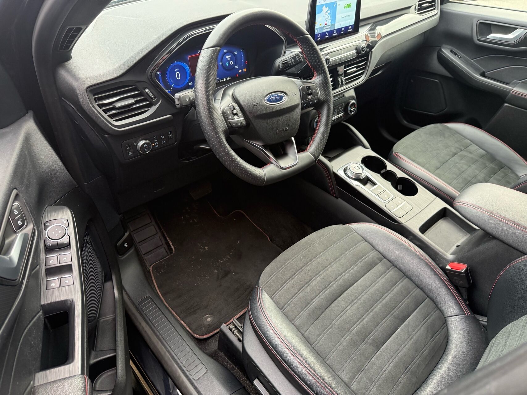 Billede af Ford Kuga 2,5 Plugin-hybrid ST-Line X CVT 225HK 5d Trinl. Gear