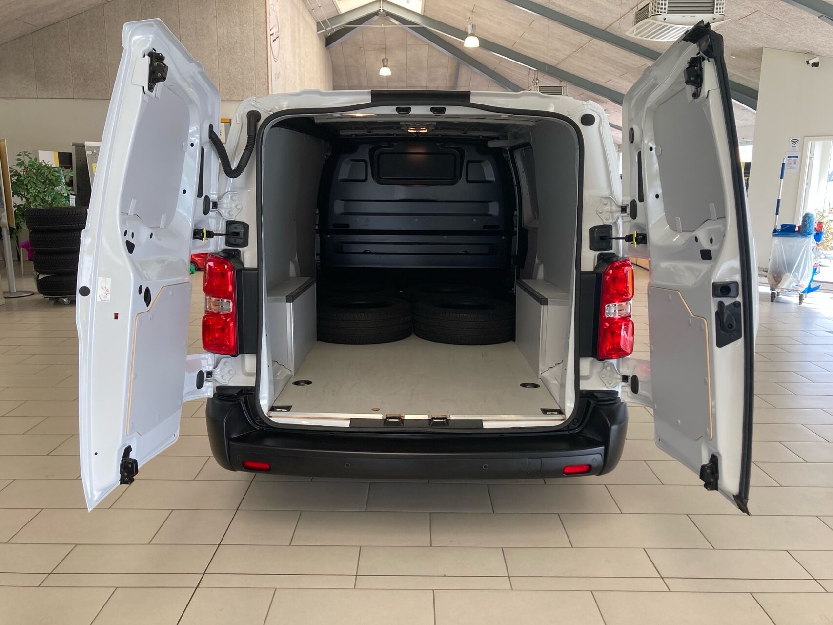 Billede af Opel Vivaro-e L3 EL 136HK Van Aut.