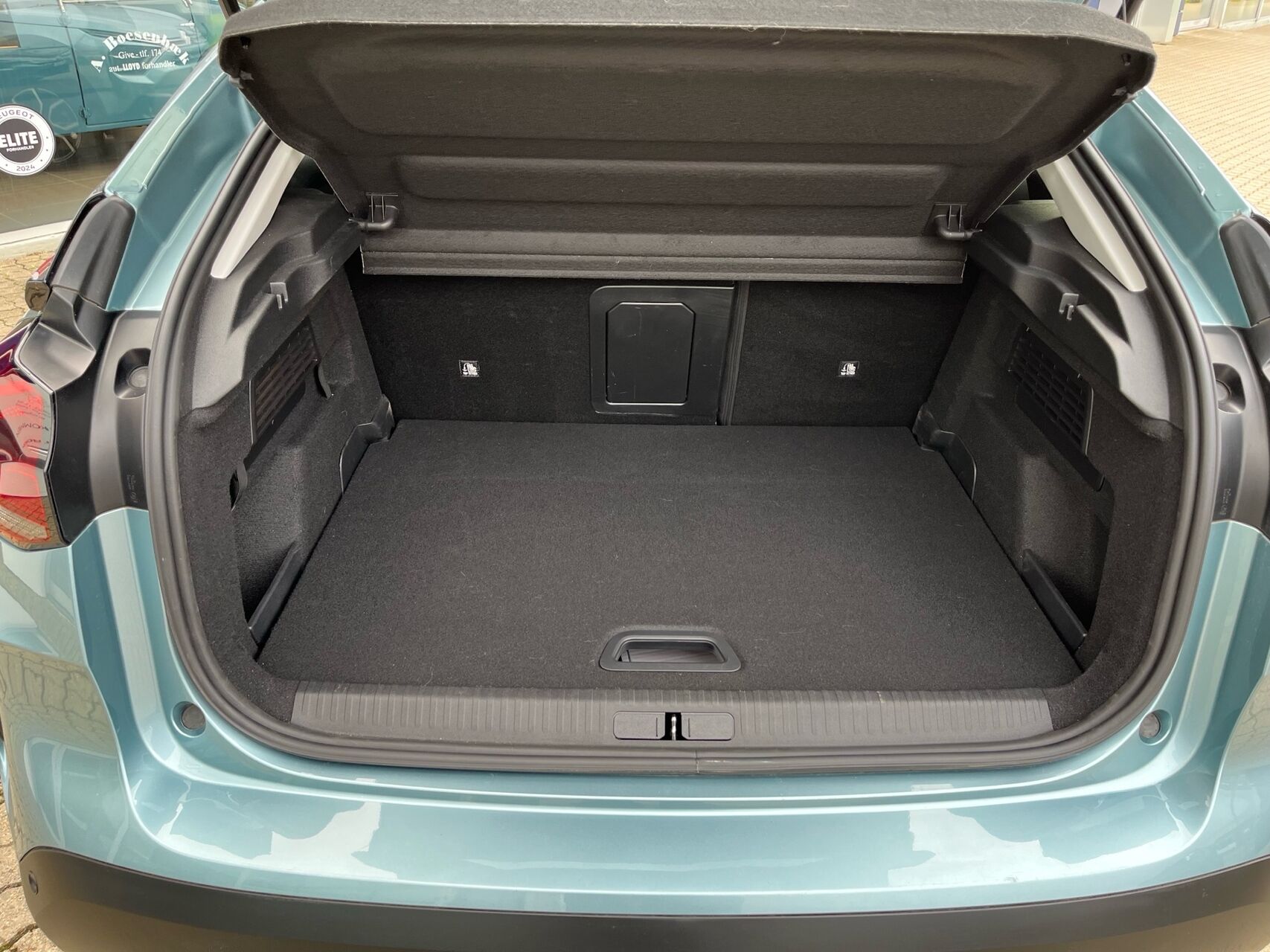 Billede af Citroën e-C4 EL Shine 136HK 5d Aut.
