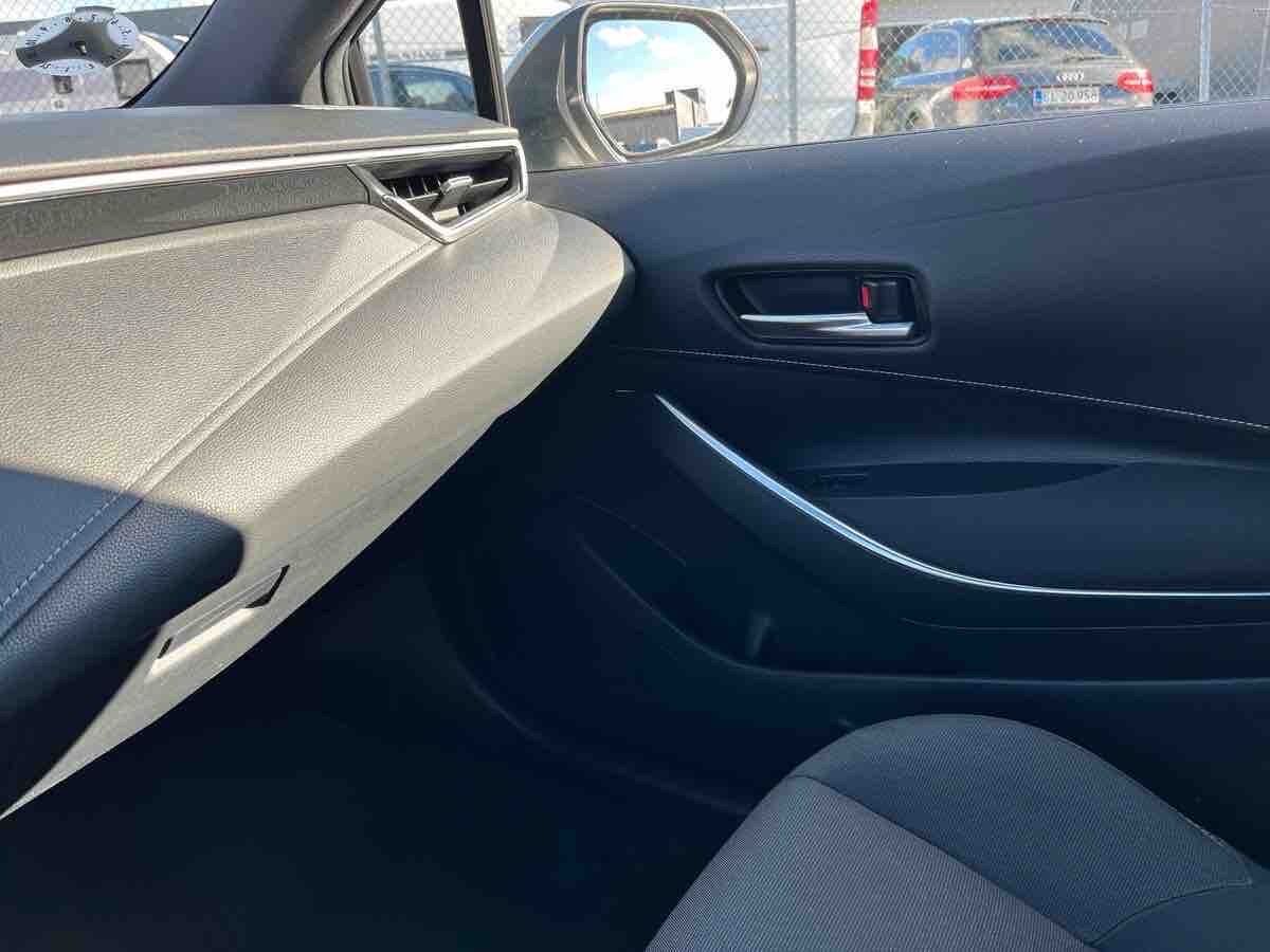 Billede af Toyota Corolla Touring Sports 1,8 Hybrid H3 Business E-CVT 122HK Stc Trinl. Gear