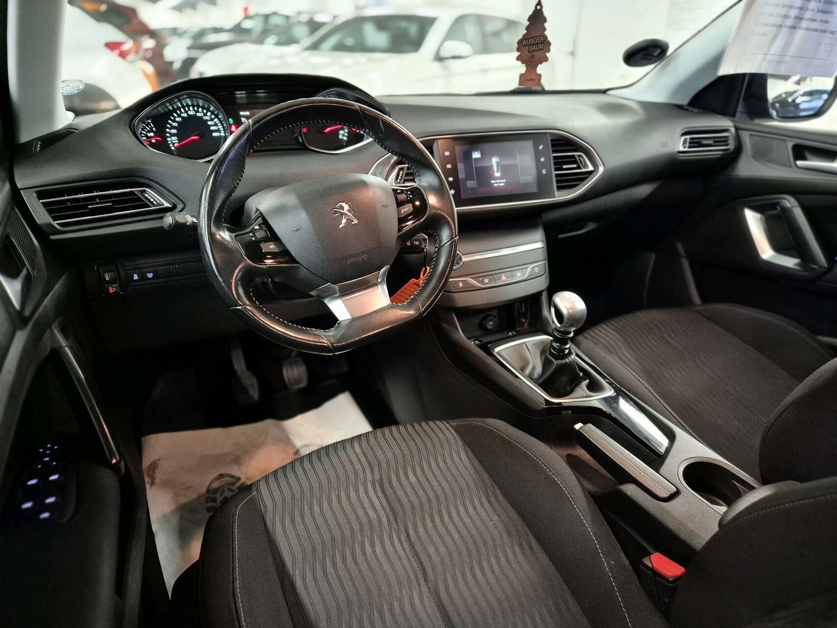 Billede af Peugeot 308 SW 1,6 BlueHDi Active 120HK Stc 6g