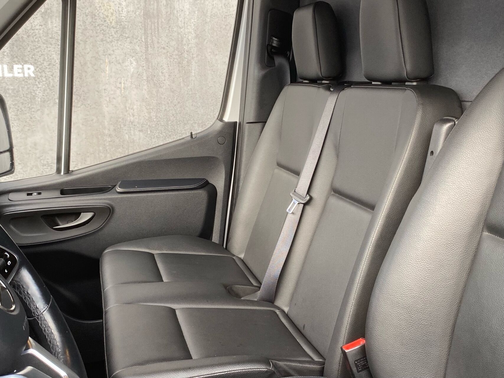 Billede af Mercedes-Benz Sprinter 317 2,0 CDI A4 H2 RWD 9G-Tronic 170HK Van Aut.