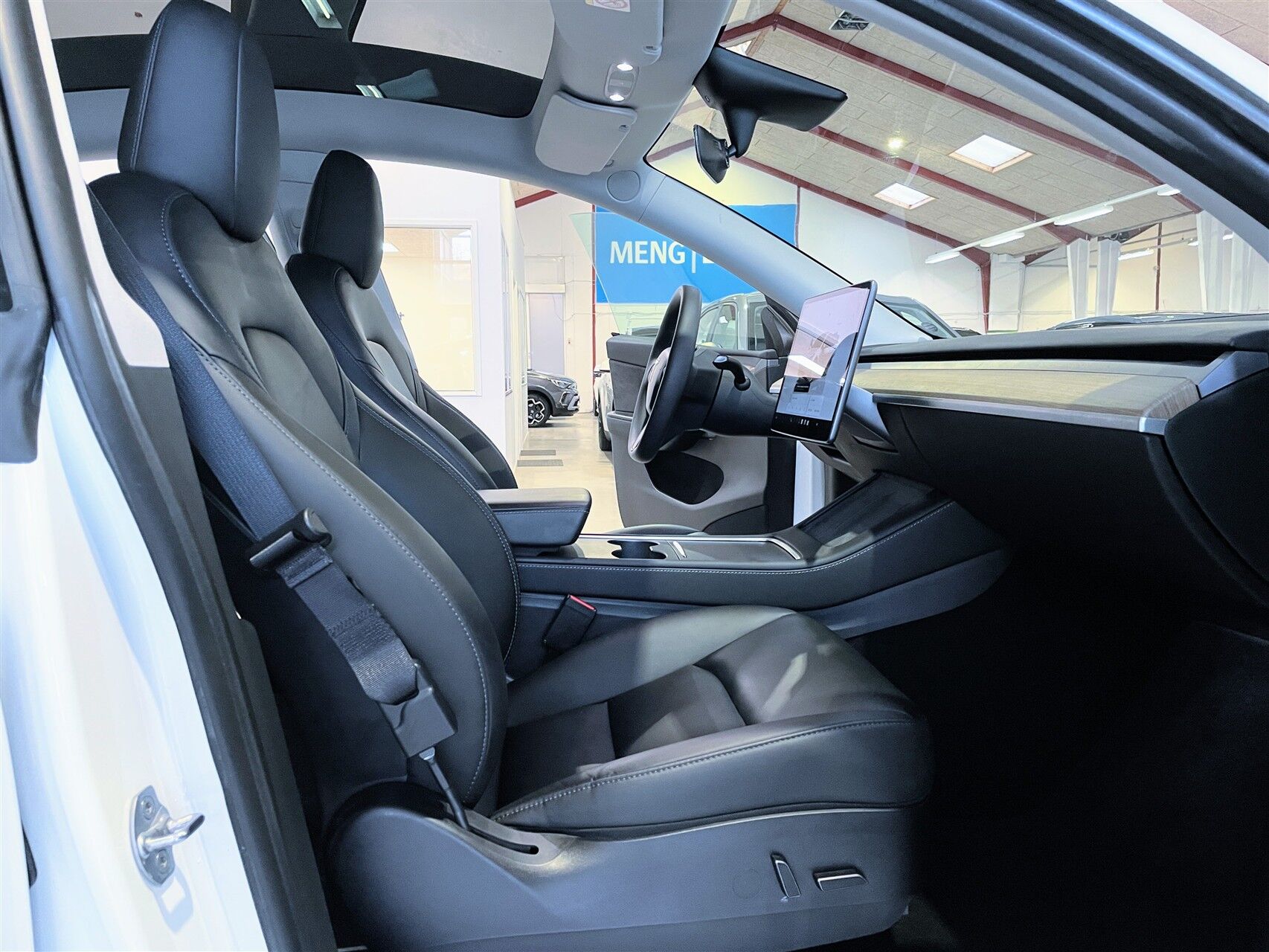 Billede af Tesla Model Y EL RWD 299HK 5d Aut.
