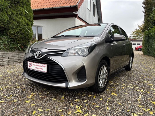 Toyota Yaris 1,3 VVT-I T2 Skyview 100HK 5d 6g