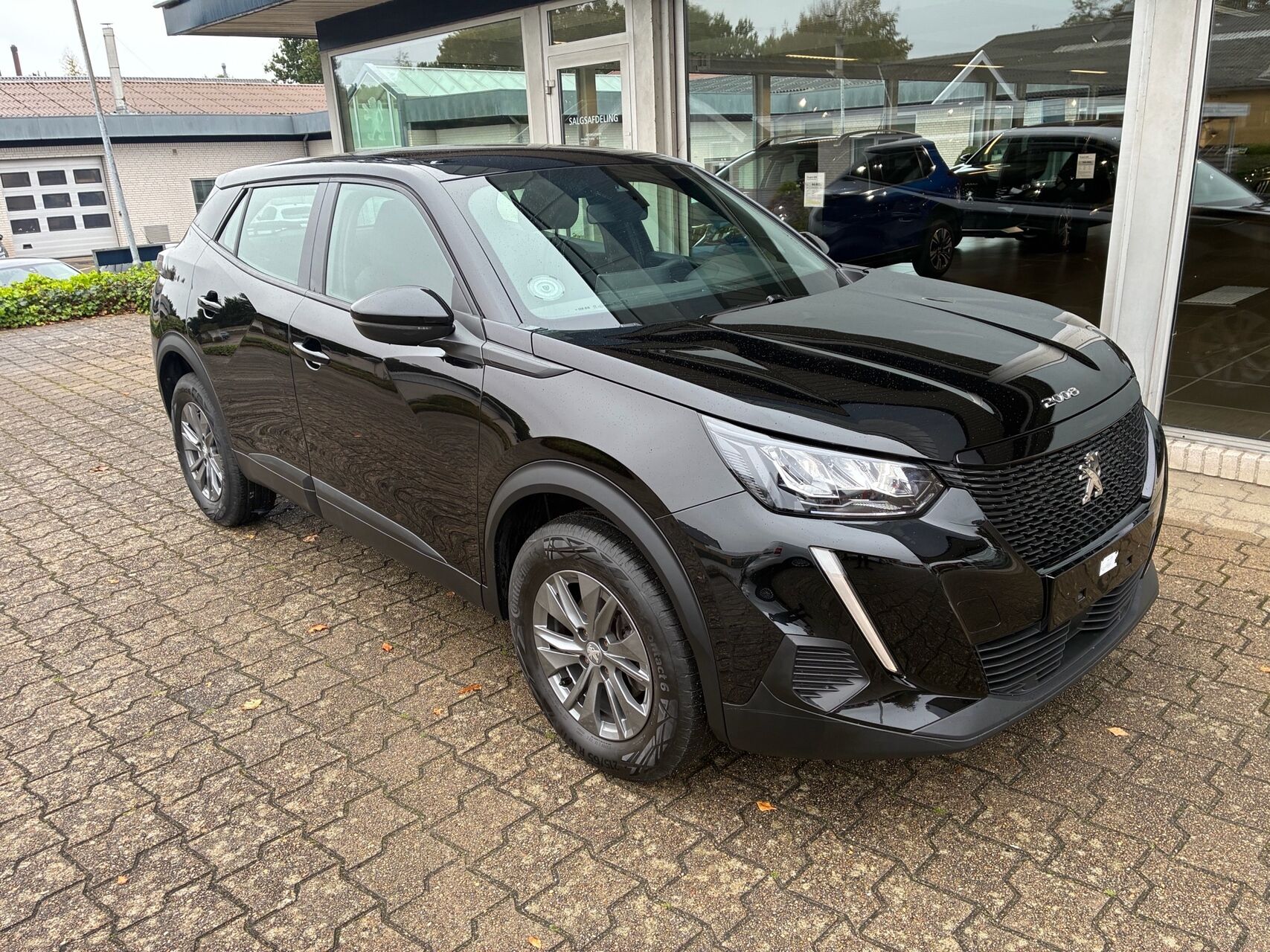 Billede af Peugeot 2008 1,2 PureTech Vision Pack EAT8 130HK 5d 8g Aut.
