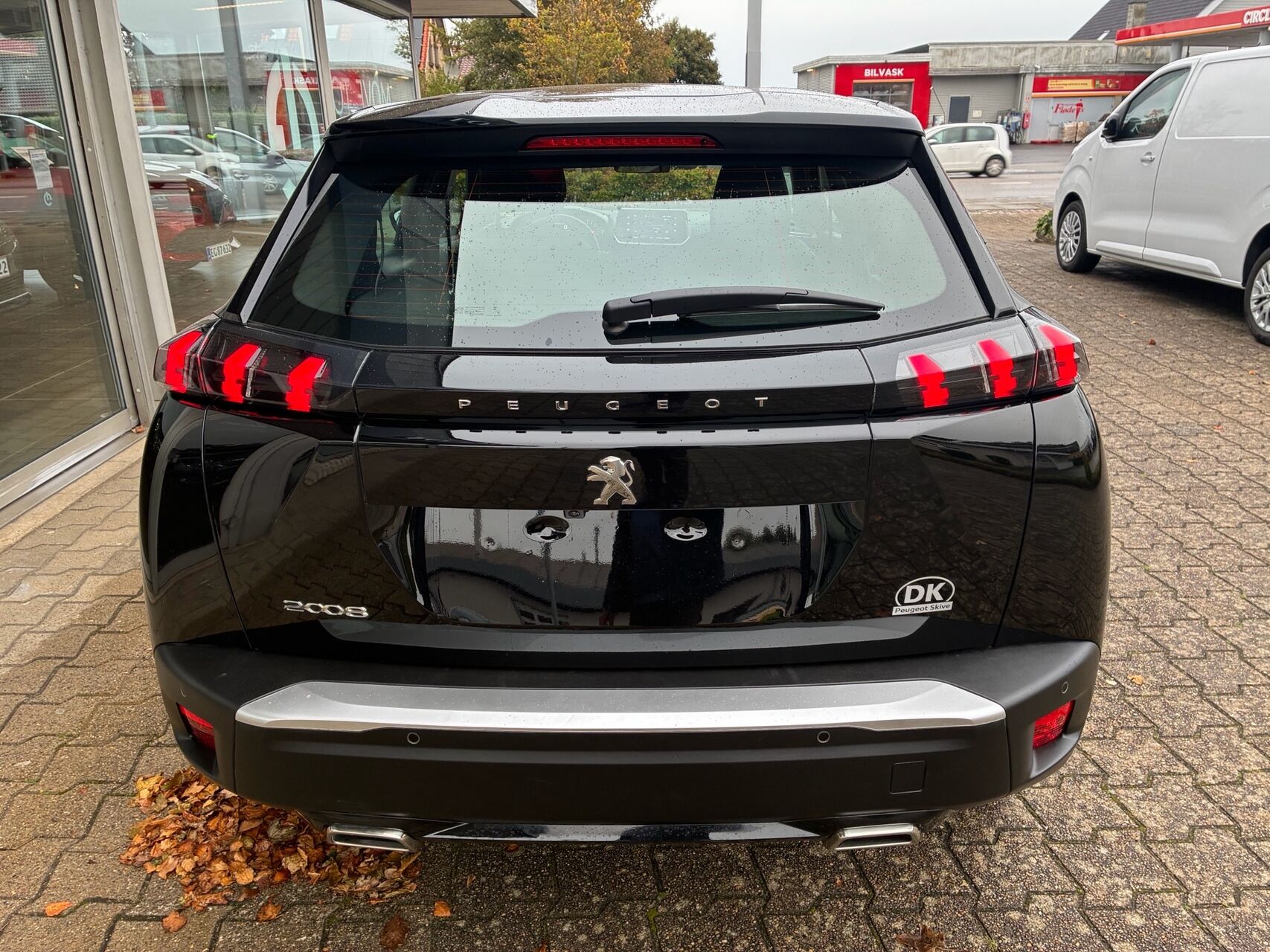 Billede af Peugeot 2008 1,2 PureTech Vision Pack EAT8 130HK 5d 8g Aut.
