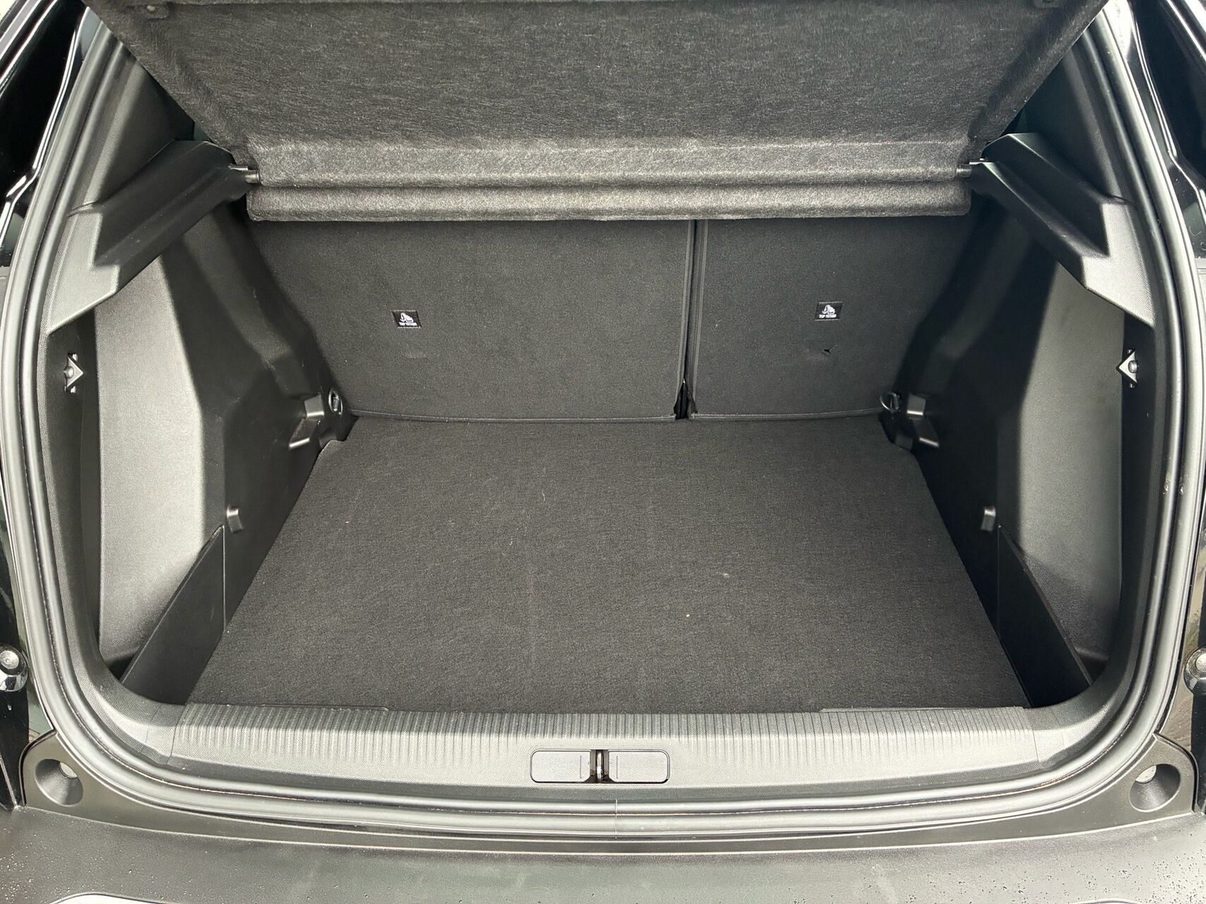 Billede af Peugeot 2008 1,2 PureTech Vision Pack EAT8 130HK 5d 8g Aut.