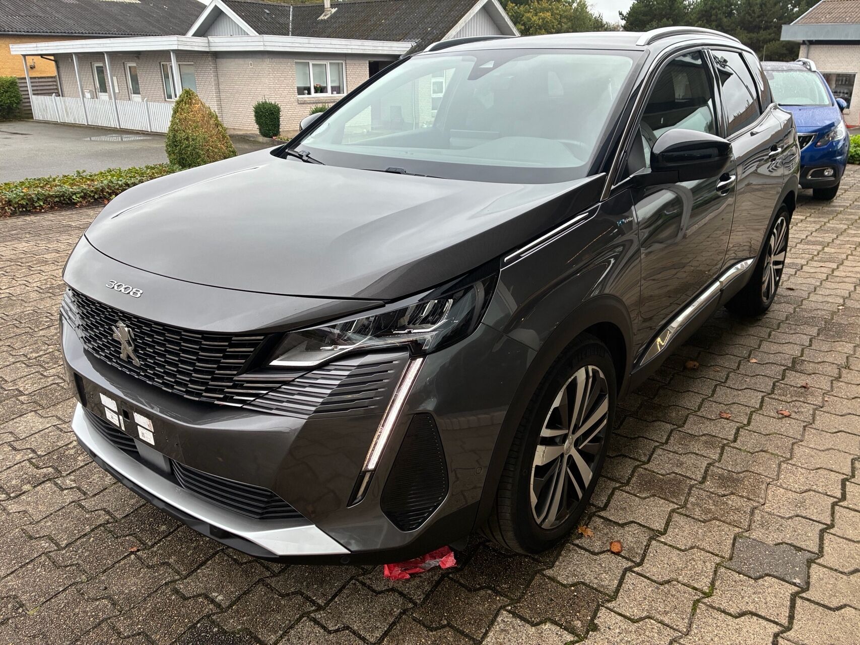 Billede af Peugeot 3008 1,6 PureTech  Plugin-hybrid First Selection EAT8 225HK 5d 8g Aut.
