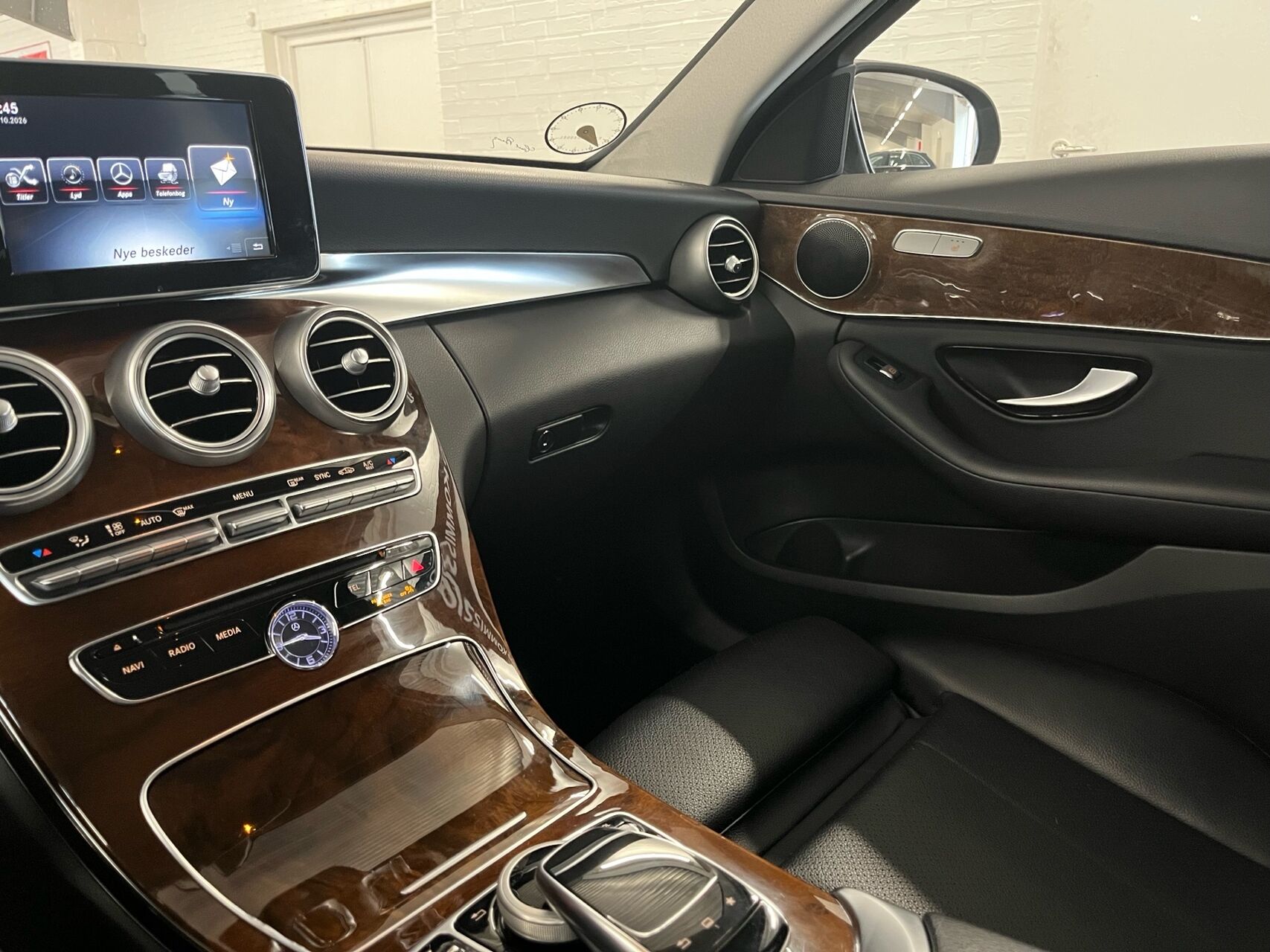 Billede af Mercedes-Benz C220 d T 2,1 Bluetec Business 7G-Tronic Plus 170HK Stc Aut.