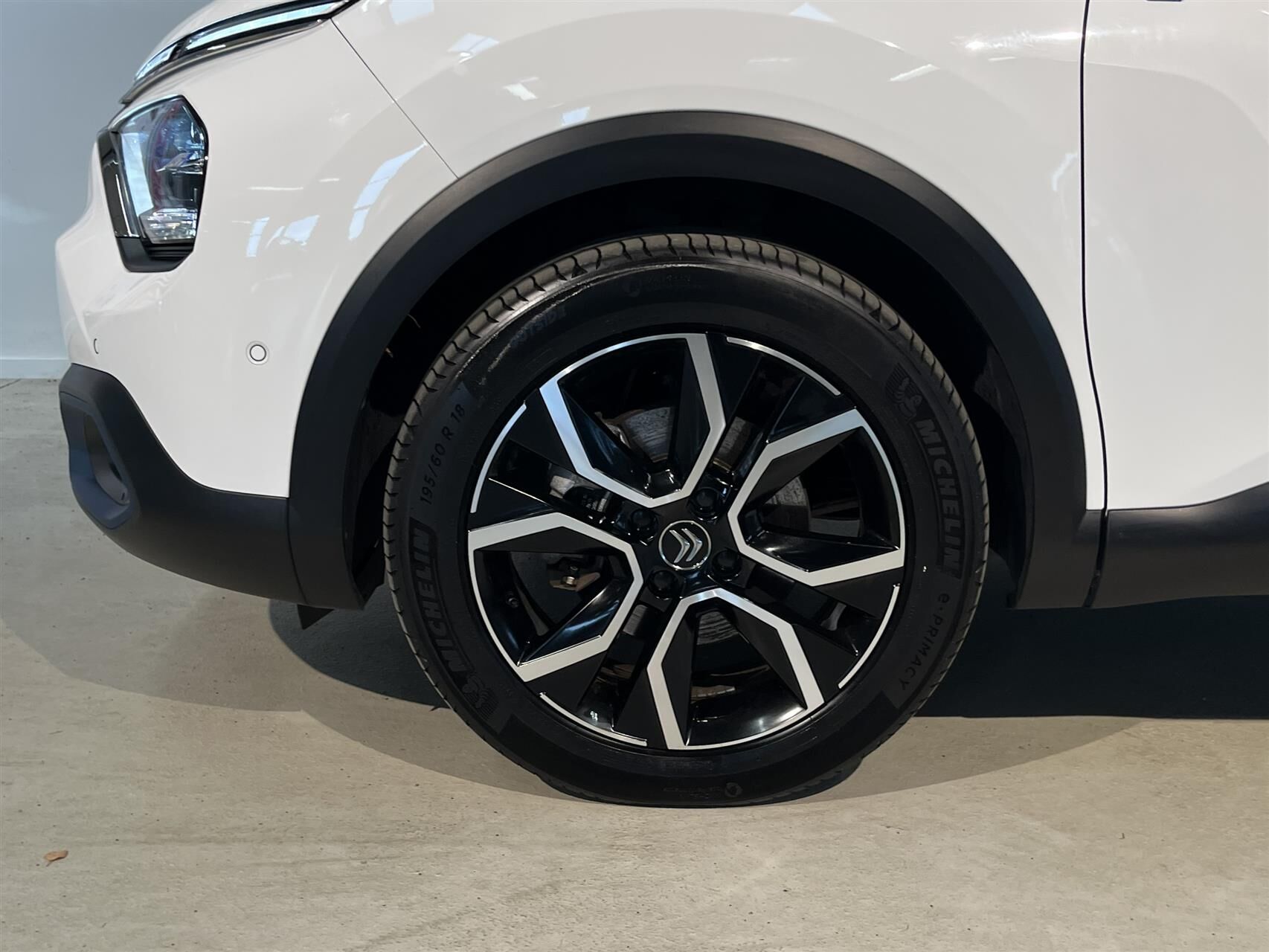 Billede af Citroën e-C4 EL Shine Sport 136HK 5d Aut.
