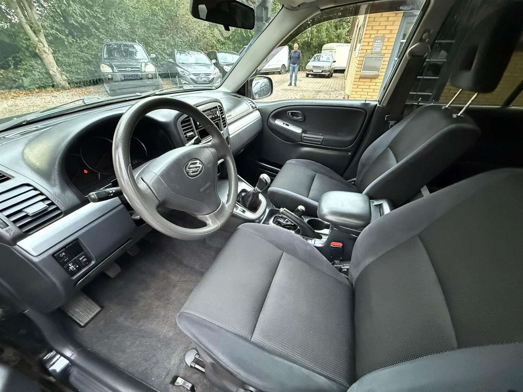 Billede af Suzuki Grand Vitara 2,0 m\ aircondition 4x4 128HK Van