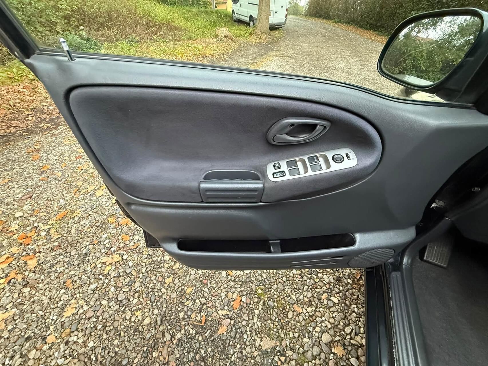 Billede af Suzuki Grand Vitara 2,0 m\ aircondition 4x4 128HK Van